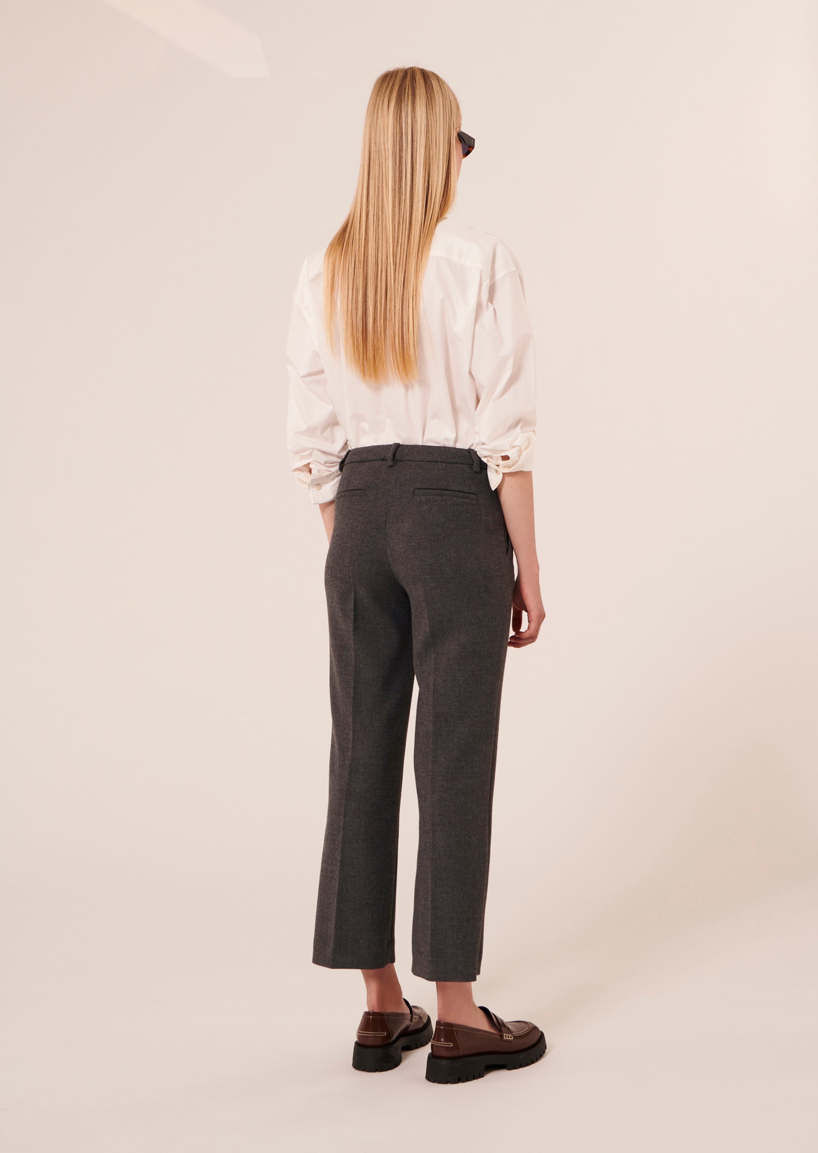 Pantalon Pampille gris en laine tailleur Faume - seconde main
