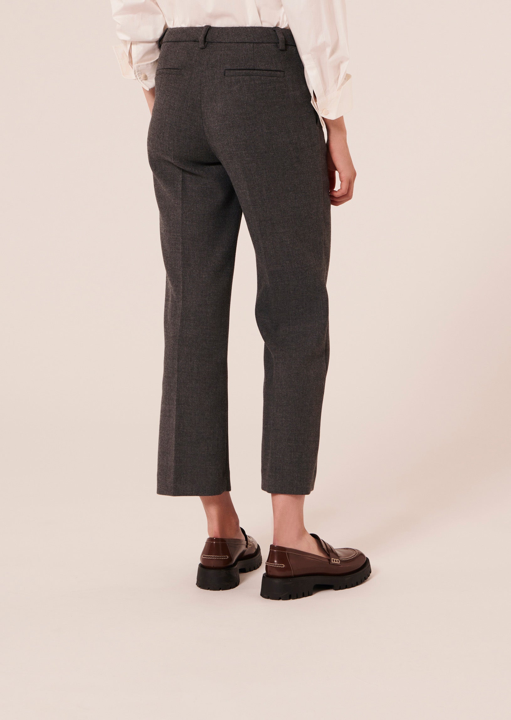 Pantalon Pampille gris en laine tailleur Faume - seconde main