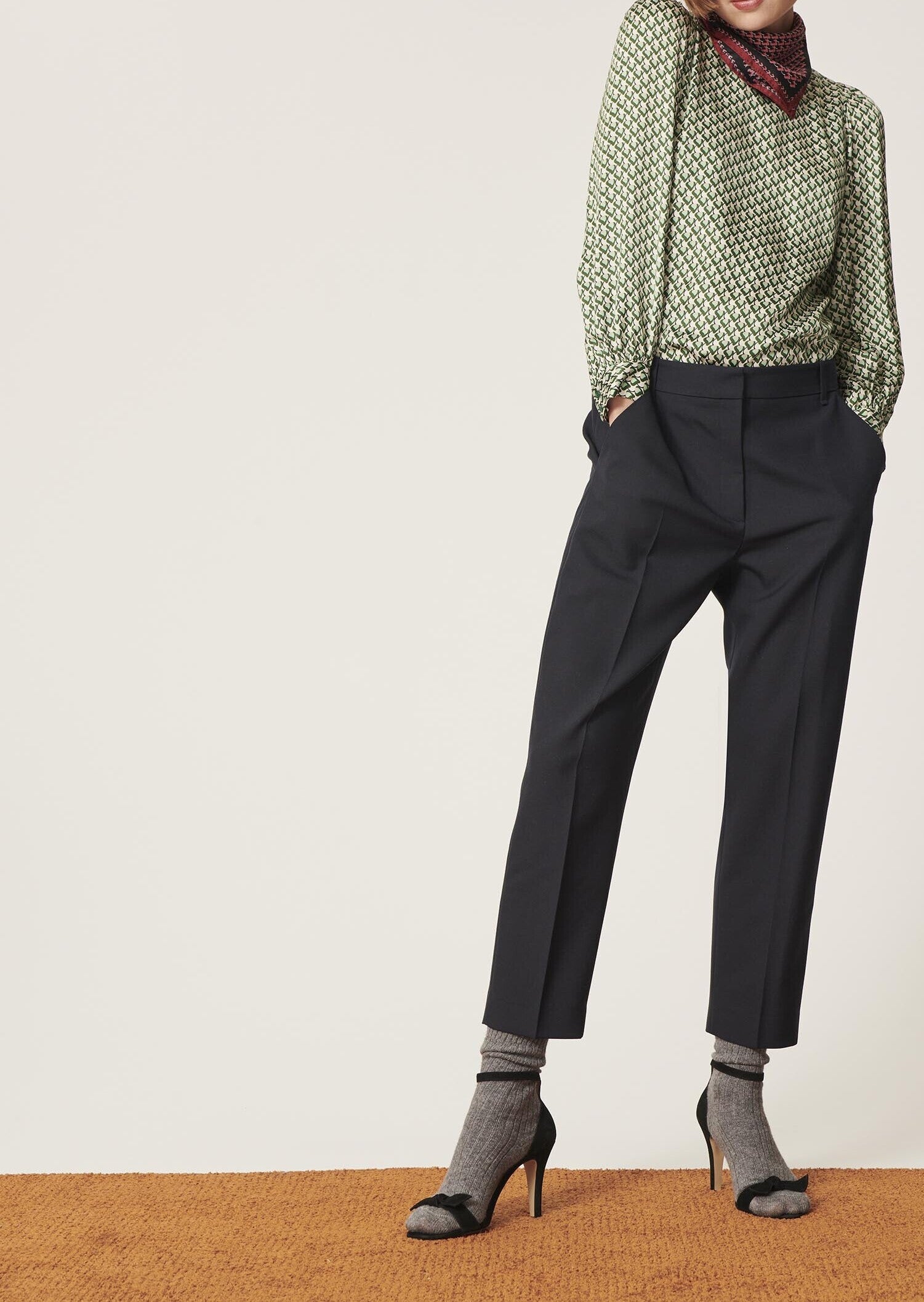 Pantalon Philippine bleu marine en laine tailleur Faume - seconde main