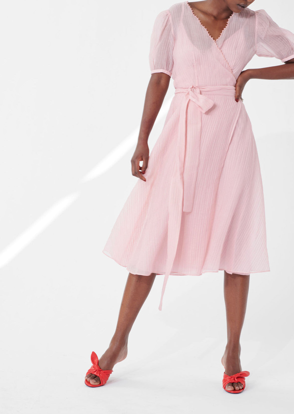 Robe Rikky rose pâle en organza gauffré Faume - seconde main