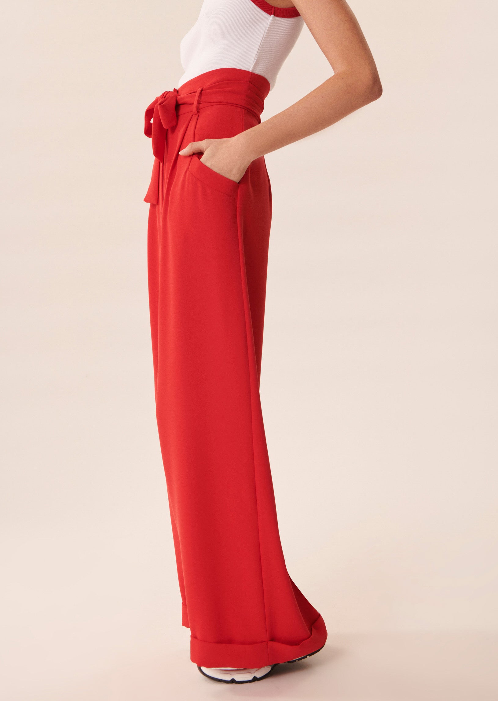 Pantalon Pyla rouge en crêpe Faume - seconde main