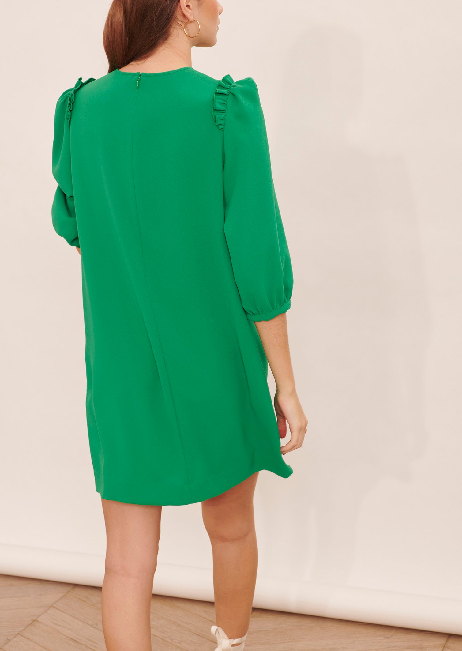 Robe Ruffa verte en crêpe Faume - seconde main