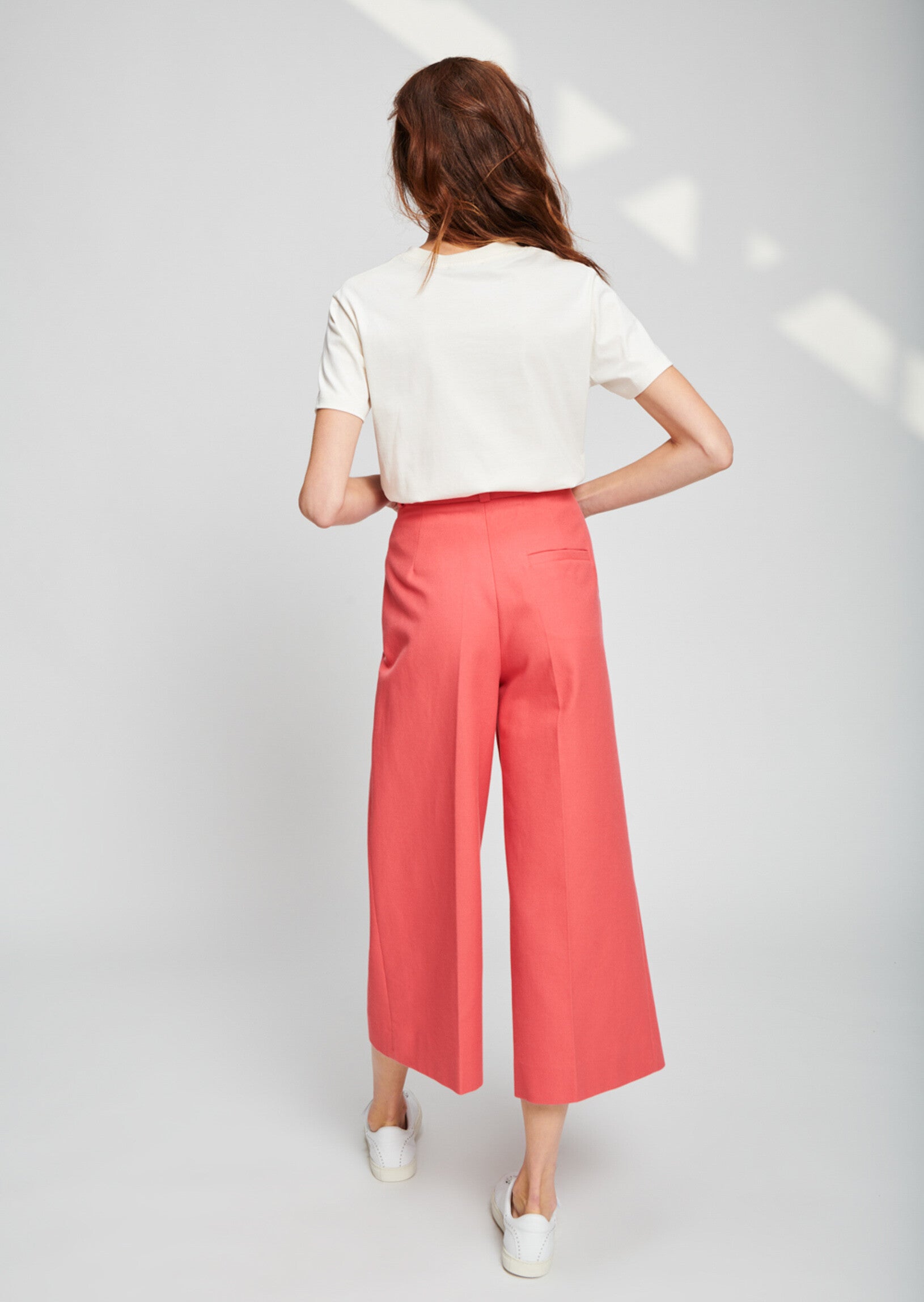 Pantalon jambes larges vieux rose en coton piqué Faume - seconde main