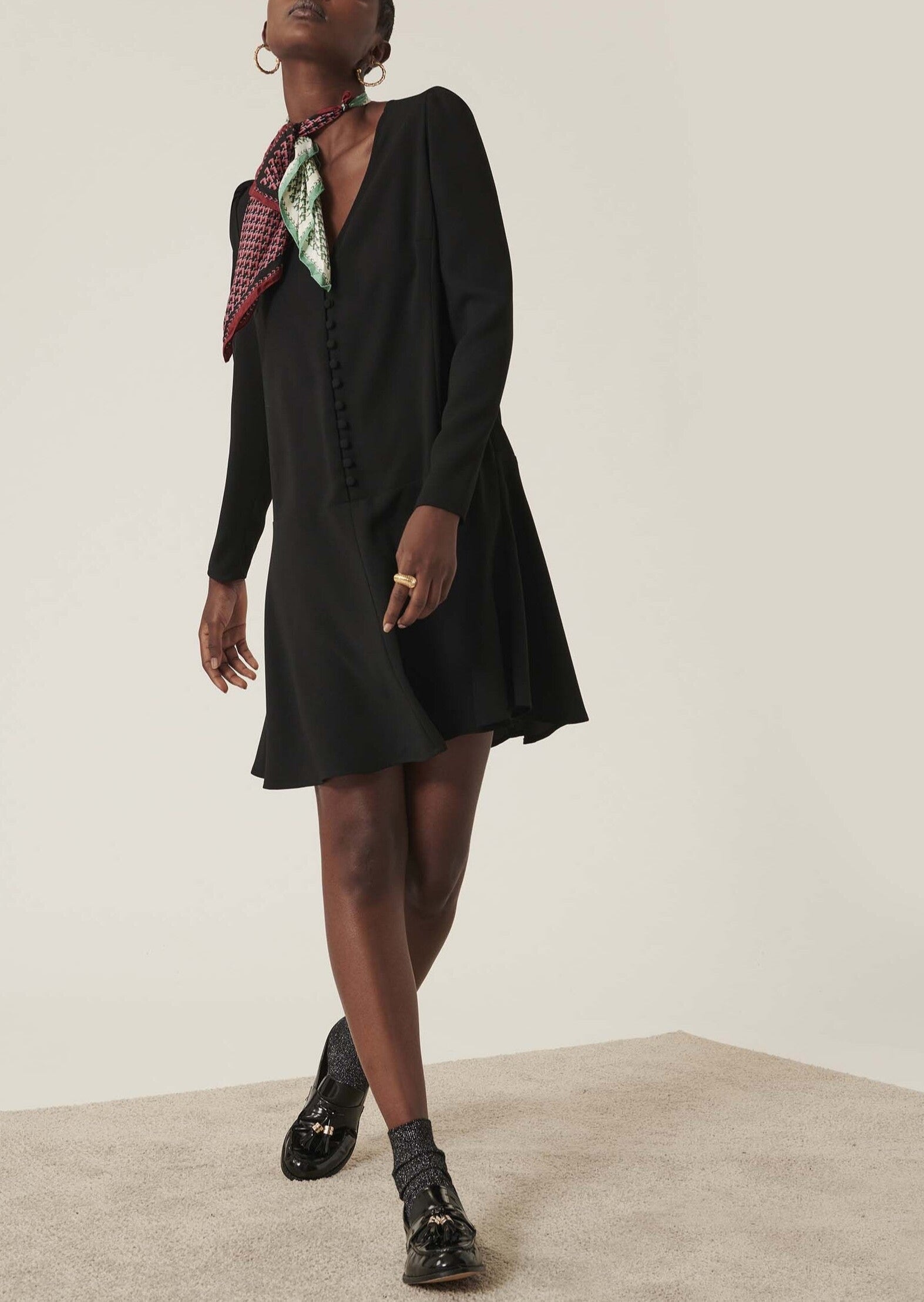 Robe Ruffie noire en crêpe Faume - seconde main