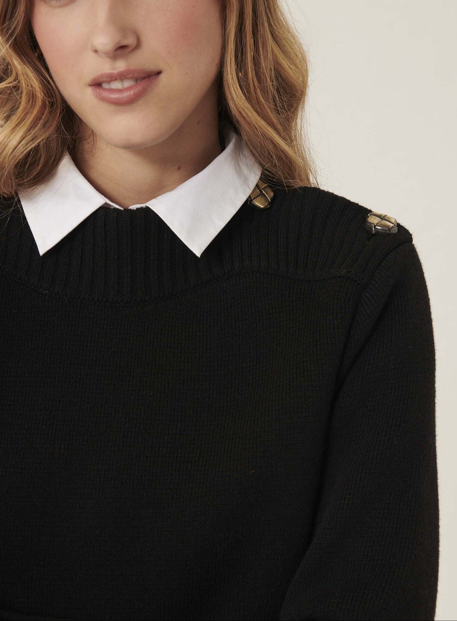 Pull Poete noir en laine Faume - seconde main