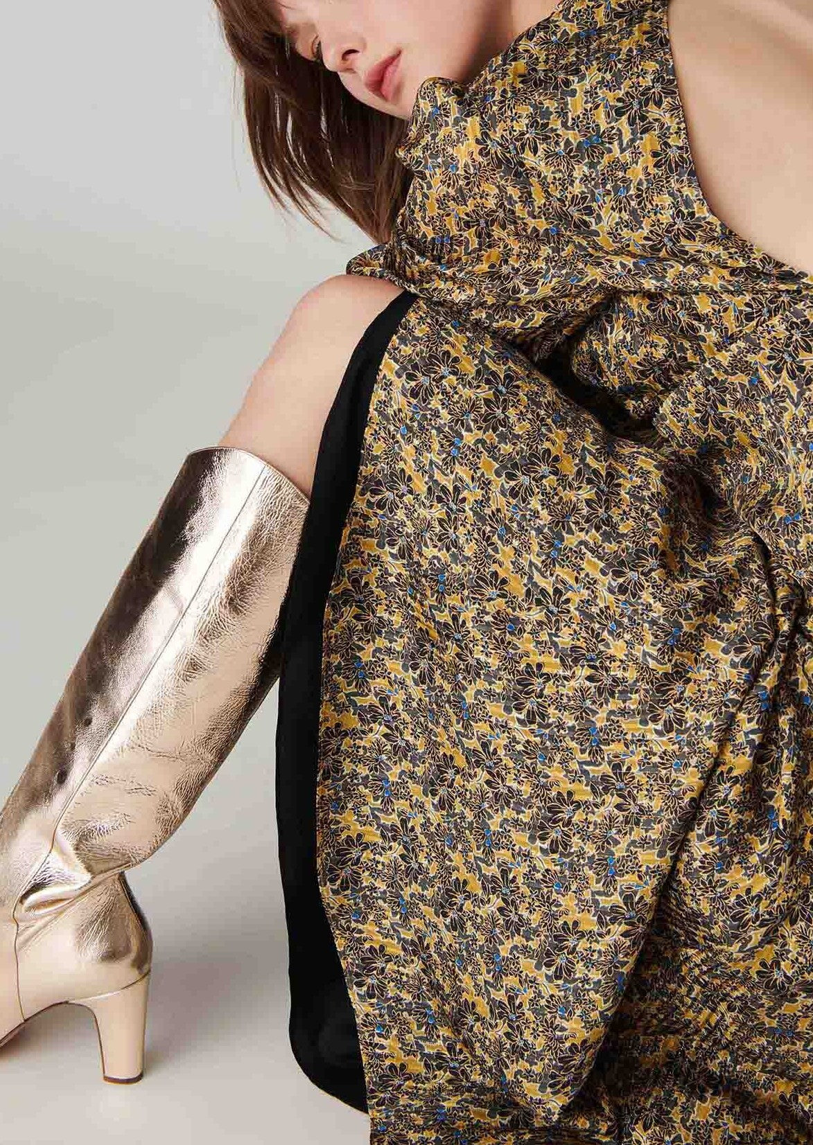 Robe Raiane en viscose lurex imprimé jardin d'hiver mordorée Faume - seconde main