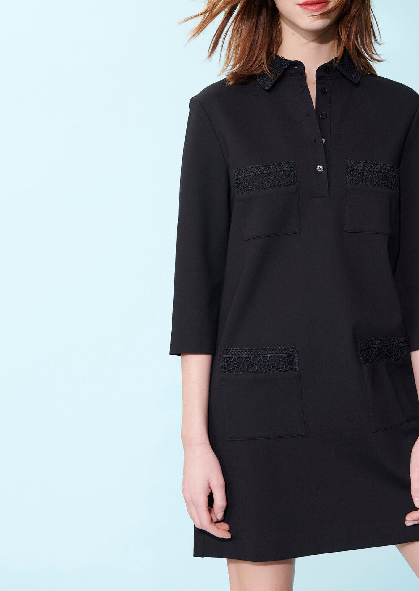 Robe Romann courte noire avec détails en dentelle Faume - seconde main