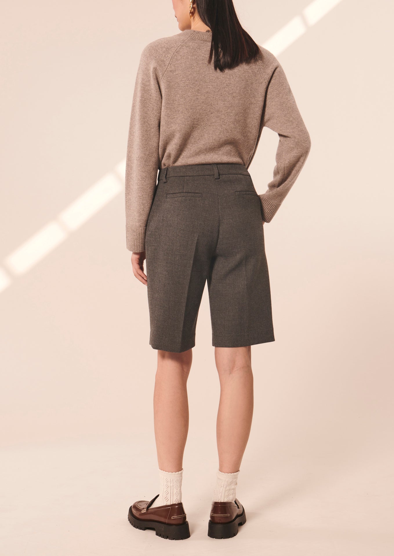 Short Safia gris en toile tailleur Faume - seconde main