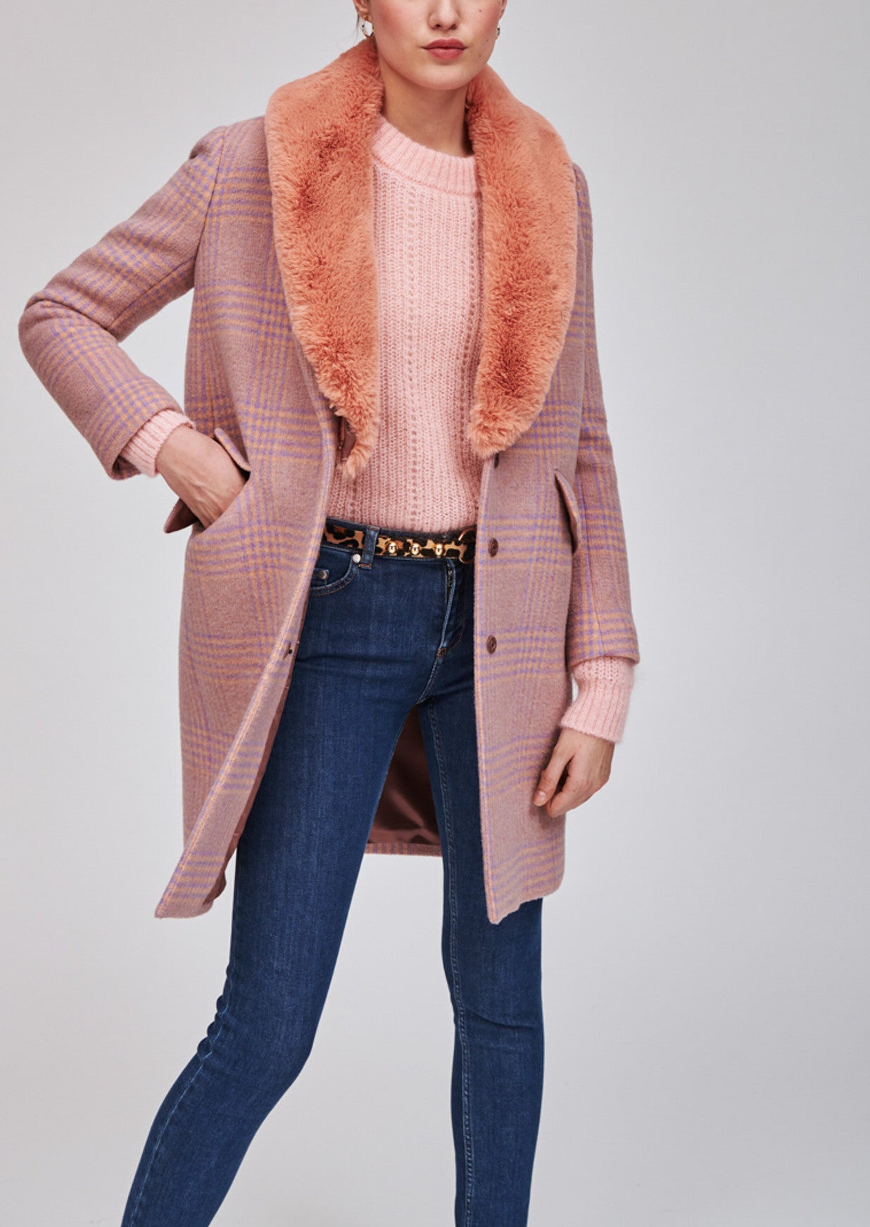 Manteau vieux rose en tartan et col en fausse fourrure Faume - seconde main