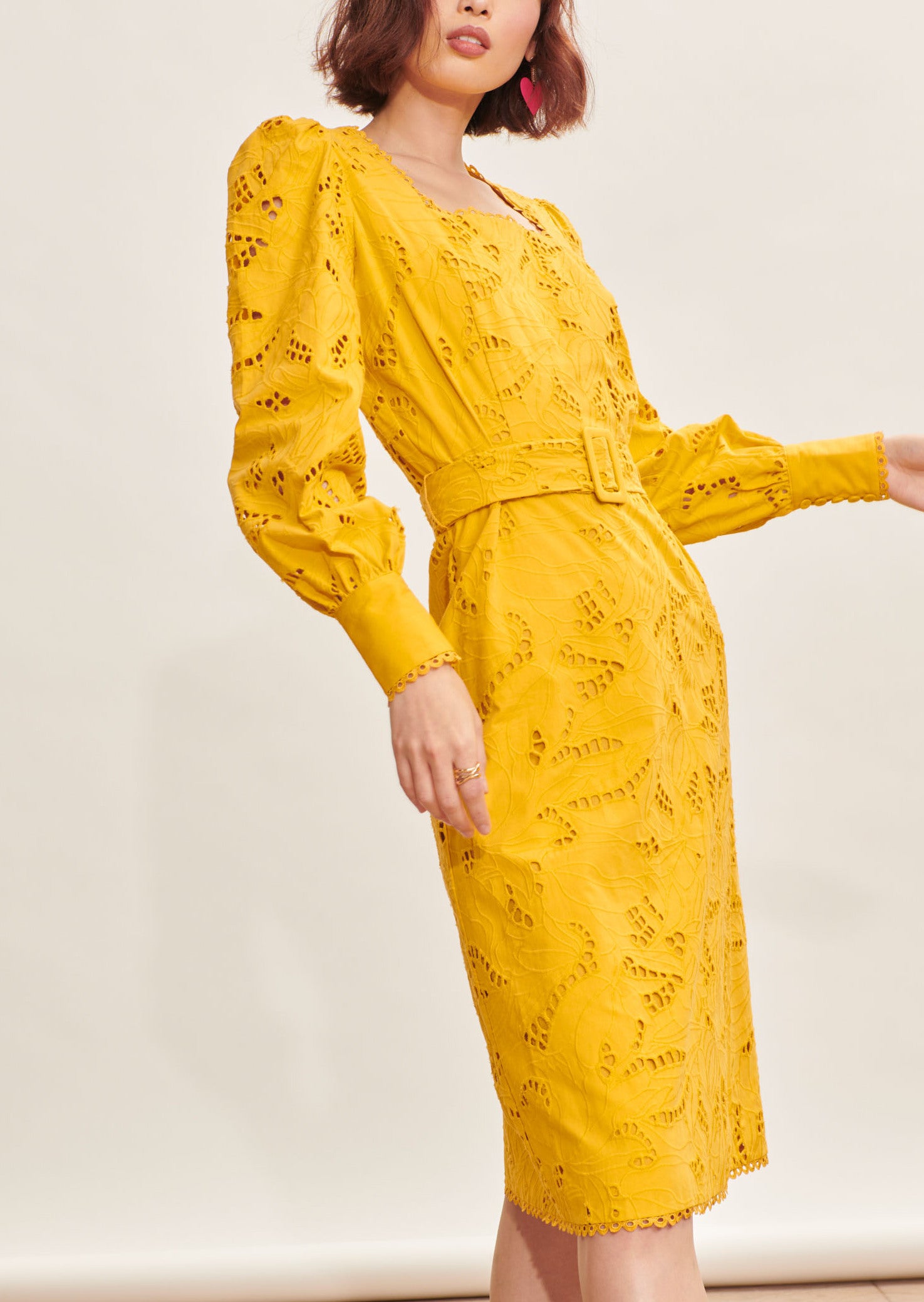 Robe Rosee jaune en broderie anglaise Faume - seconde main
