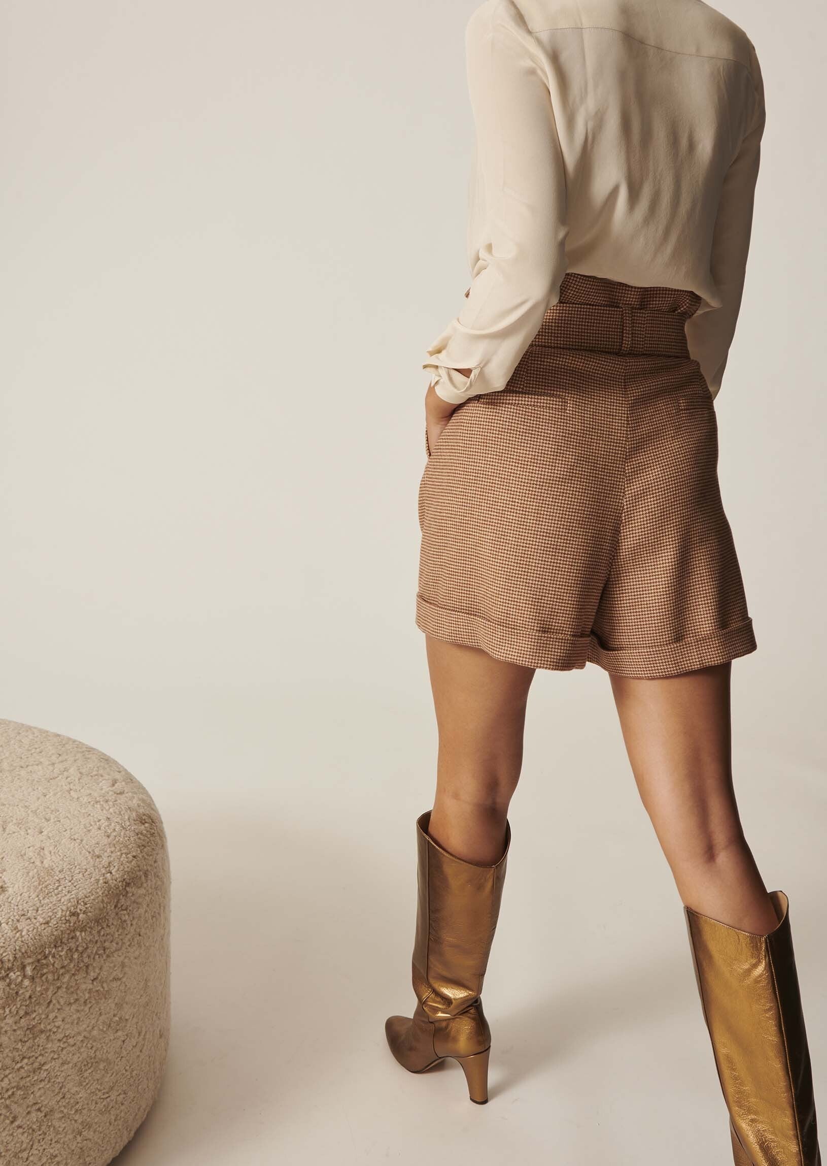 Short Priscille marron en flanelle pied de coq Faume - seconde main