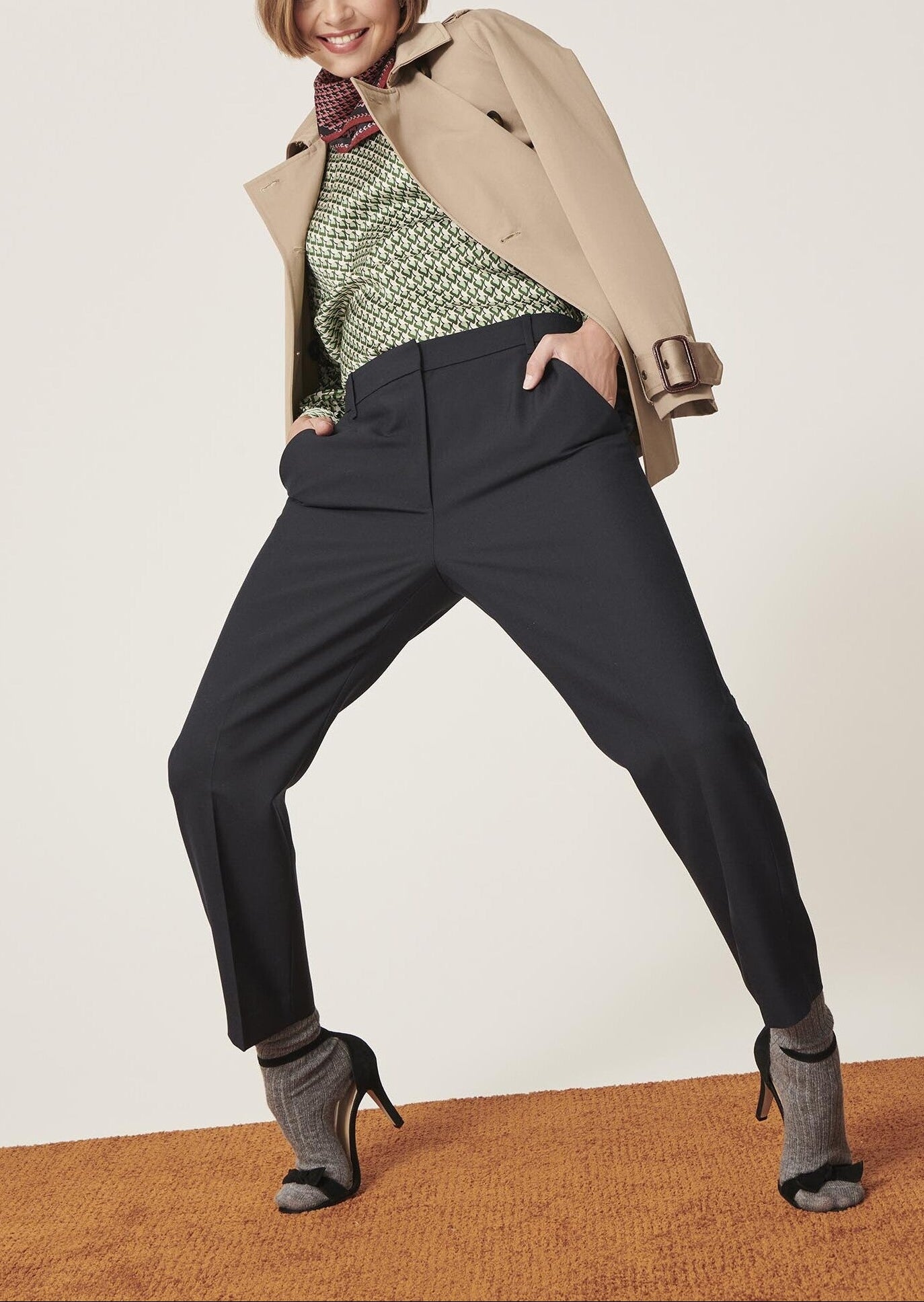 Pantalon Philippine bleu marine en laine tailleur Faume - seconde main