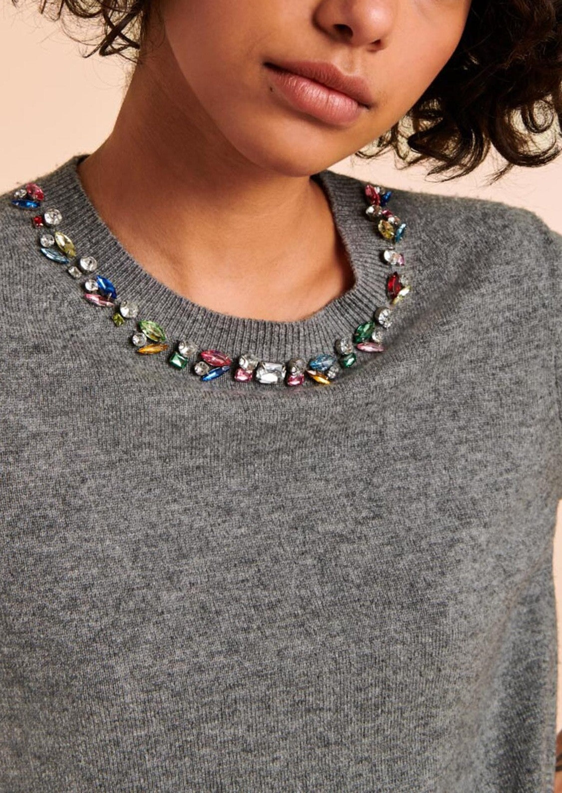 Pull Nella gris chiné avec détails bijoux Faume - seconde main