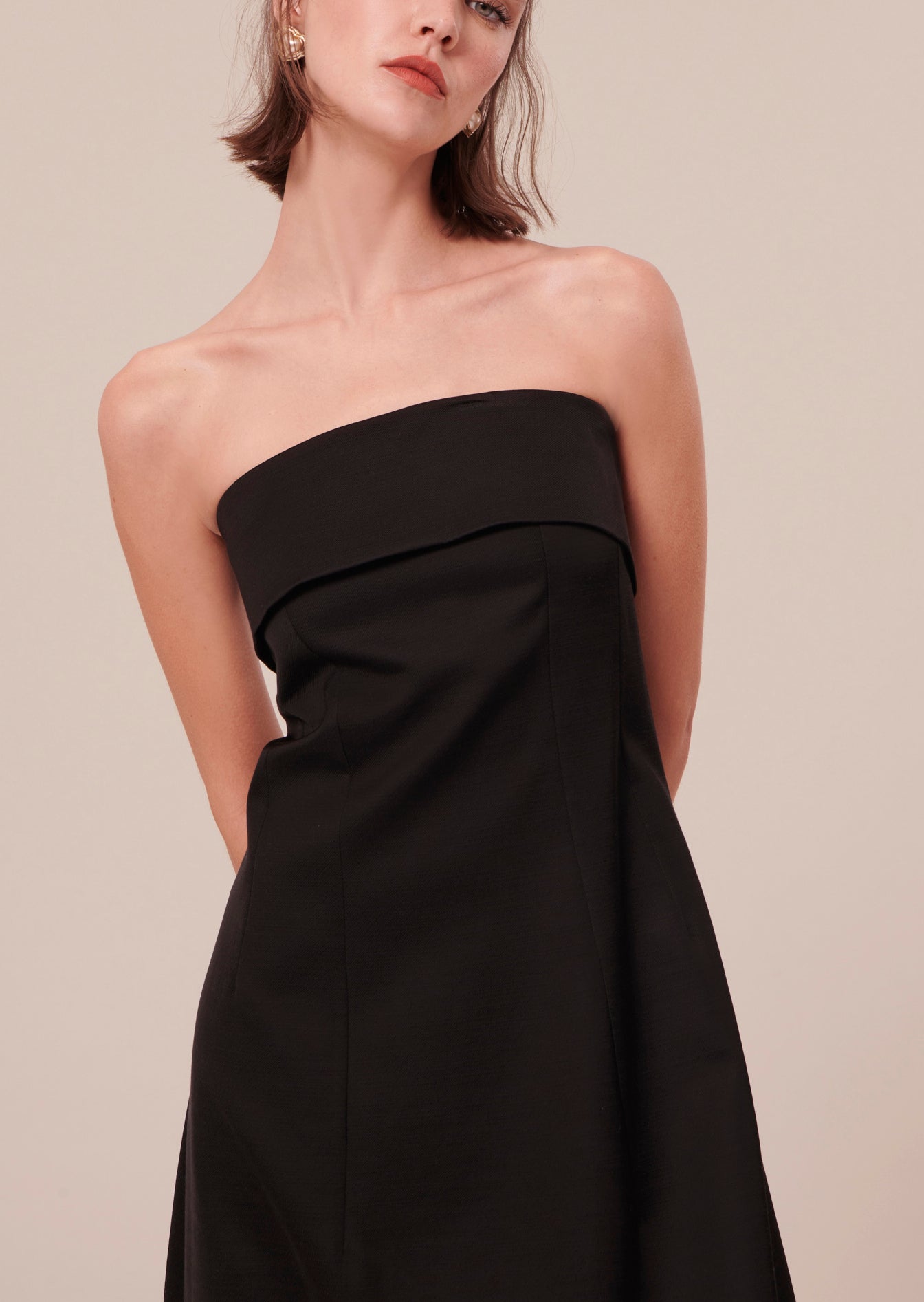 Robe Roy noire satinée Faume - seconde main