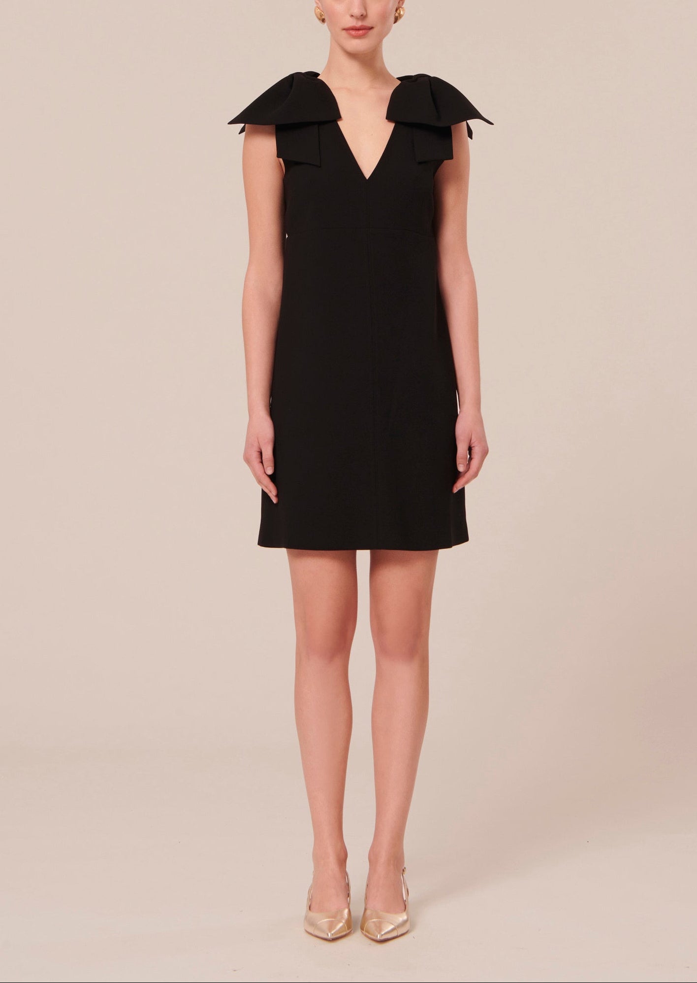 Robe Remarquable noire en crêpe Faume - seconde main