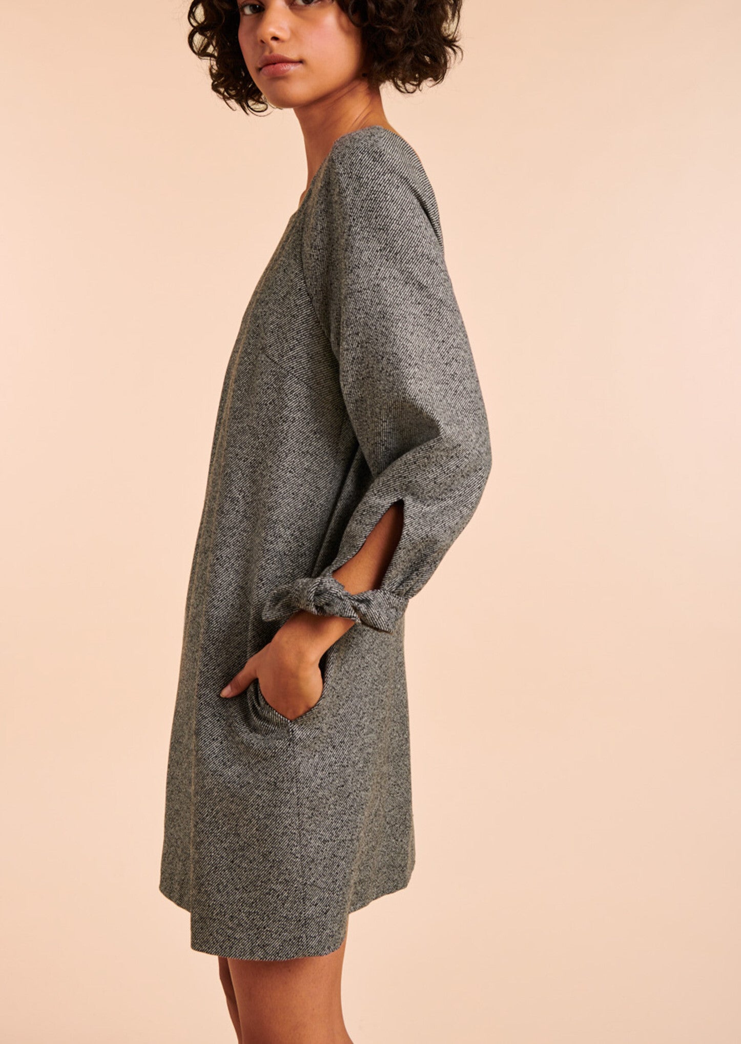 Robe tunique Rina gris chiné nouée aux manches en lainage gabardine Faume - seconde main