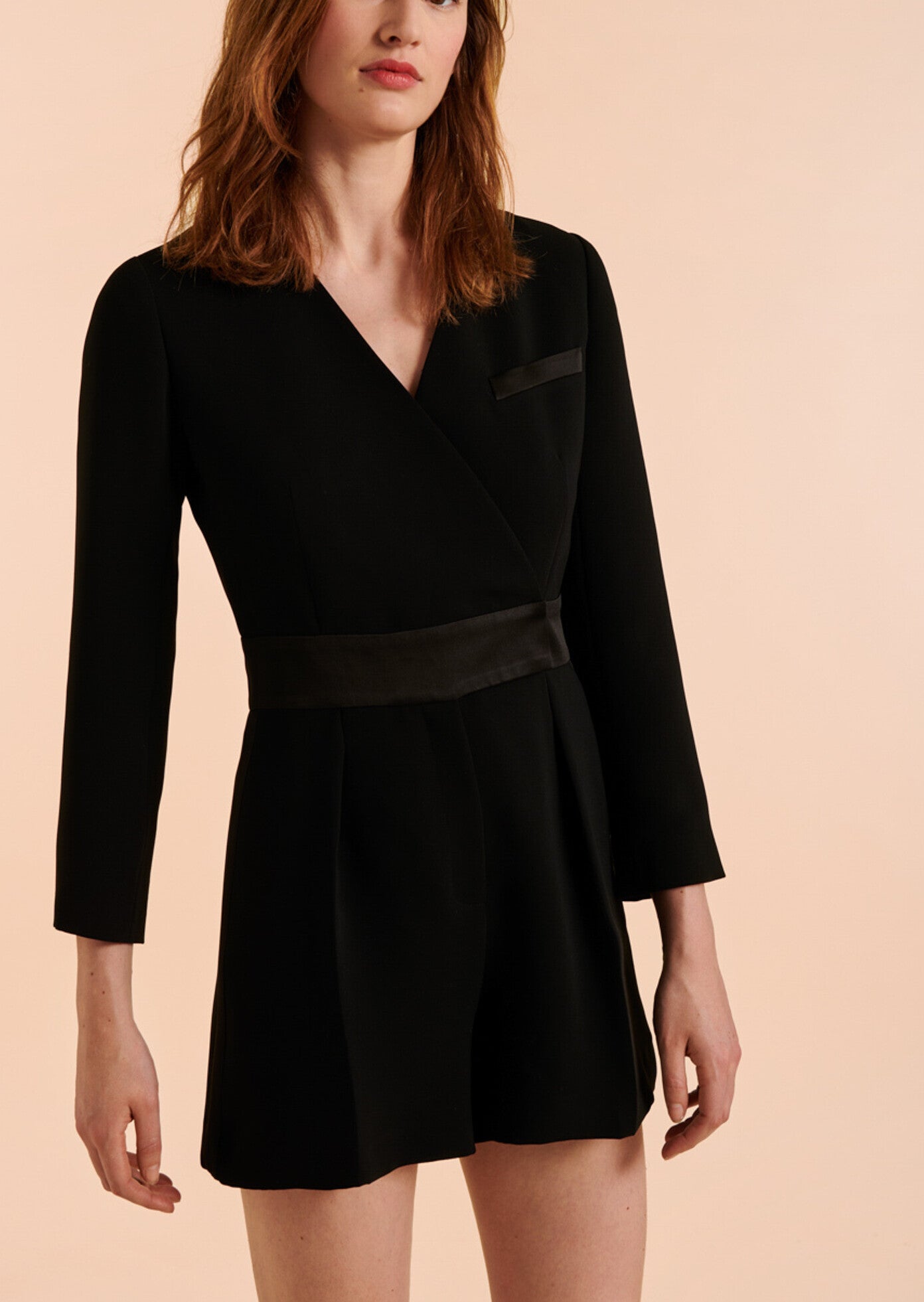 Robe Raquel noire effet croisé Faume - seconde main