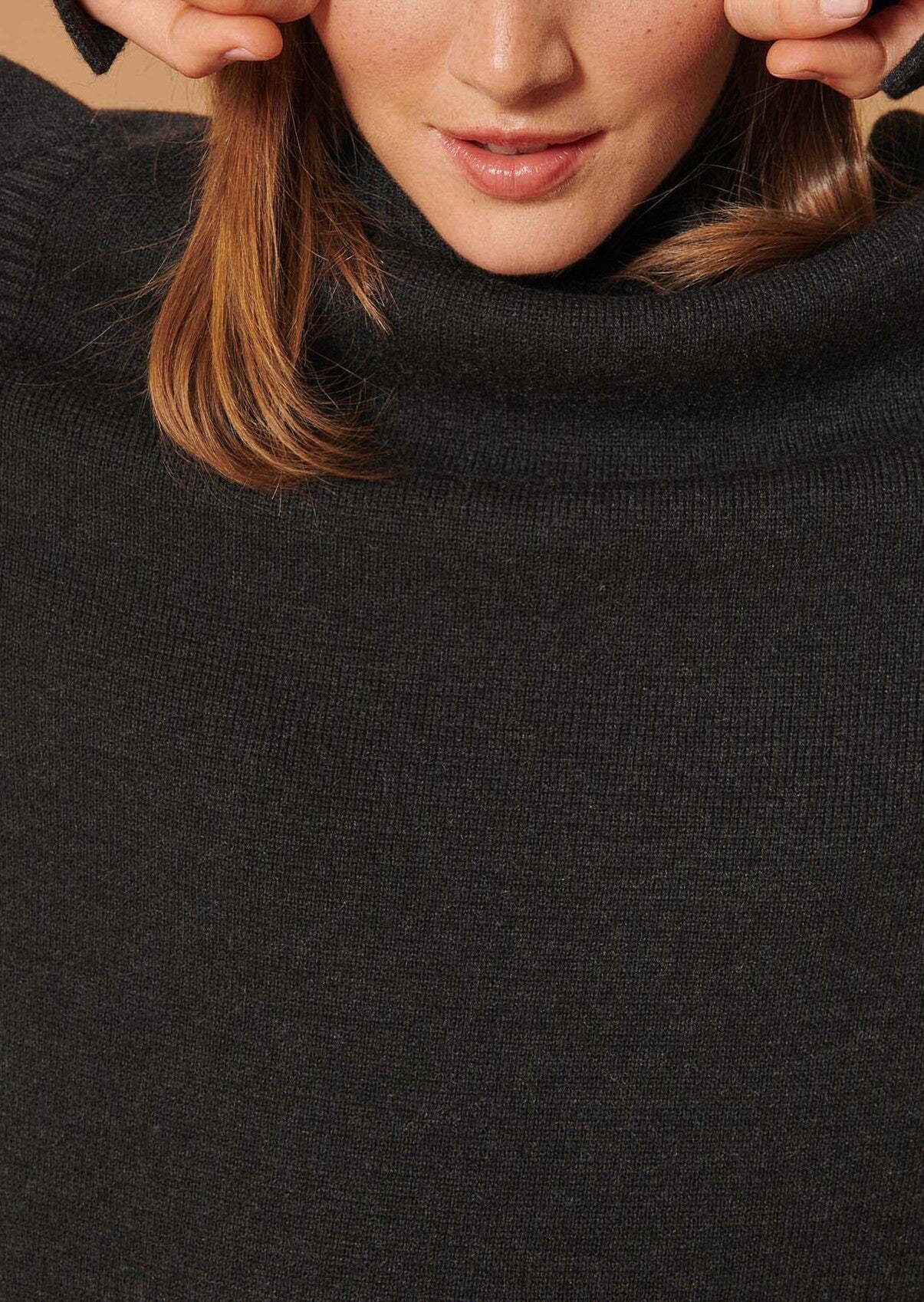 Robe pull Royale grise en laine Faume - seconde main