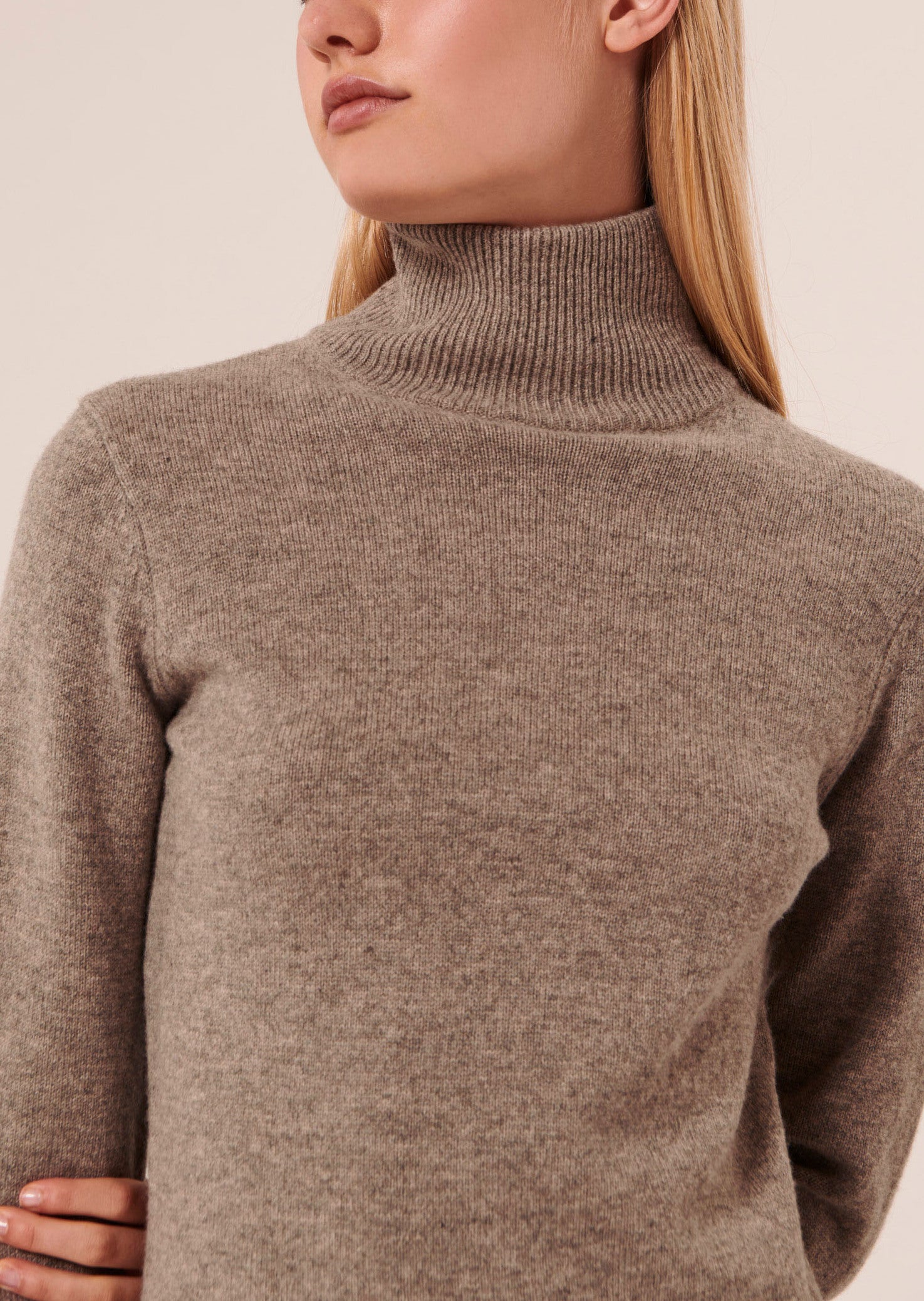 Robe Roussette beige en laine merinos et alpaga Faume - seconde main