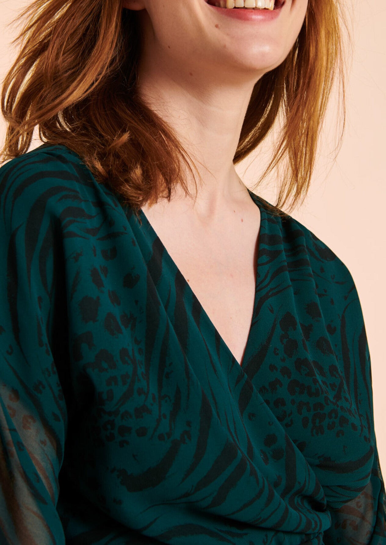 Robe mi-longue Romanella imprimé animal en georgette Faume - seconde main