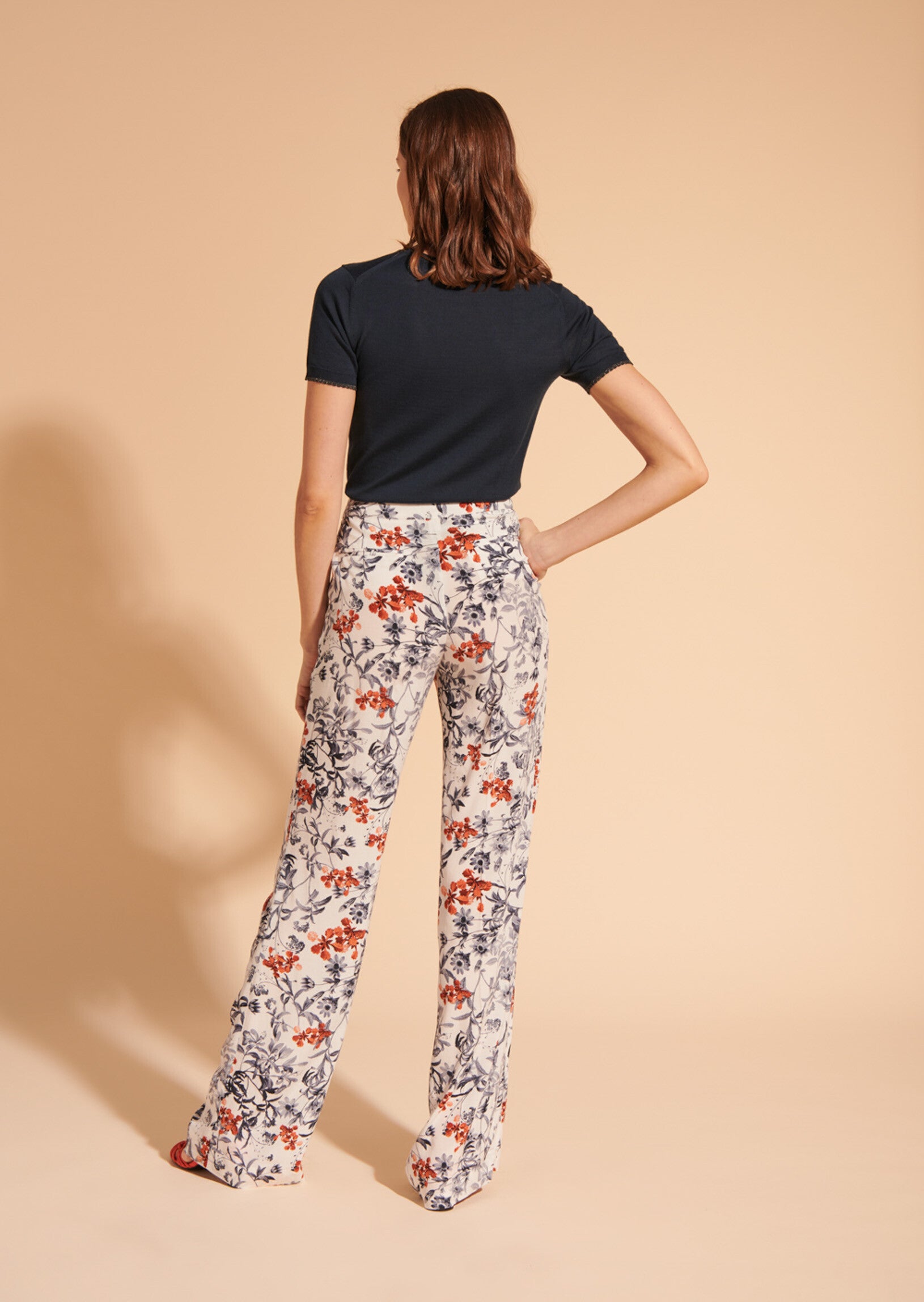 Pantalon Patti en viscose écru imprimé fleurs japonaises Faume - seconde main