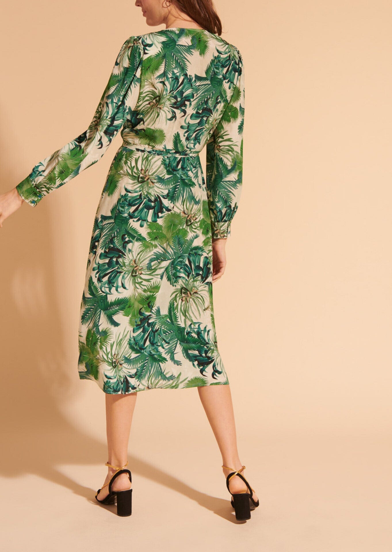 Robe cache-coeur Revi écrue imprimé palmier Faume - seconde main