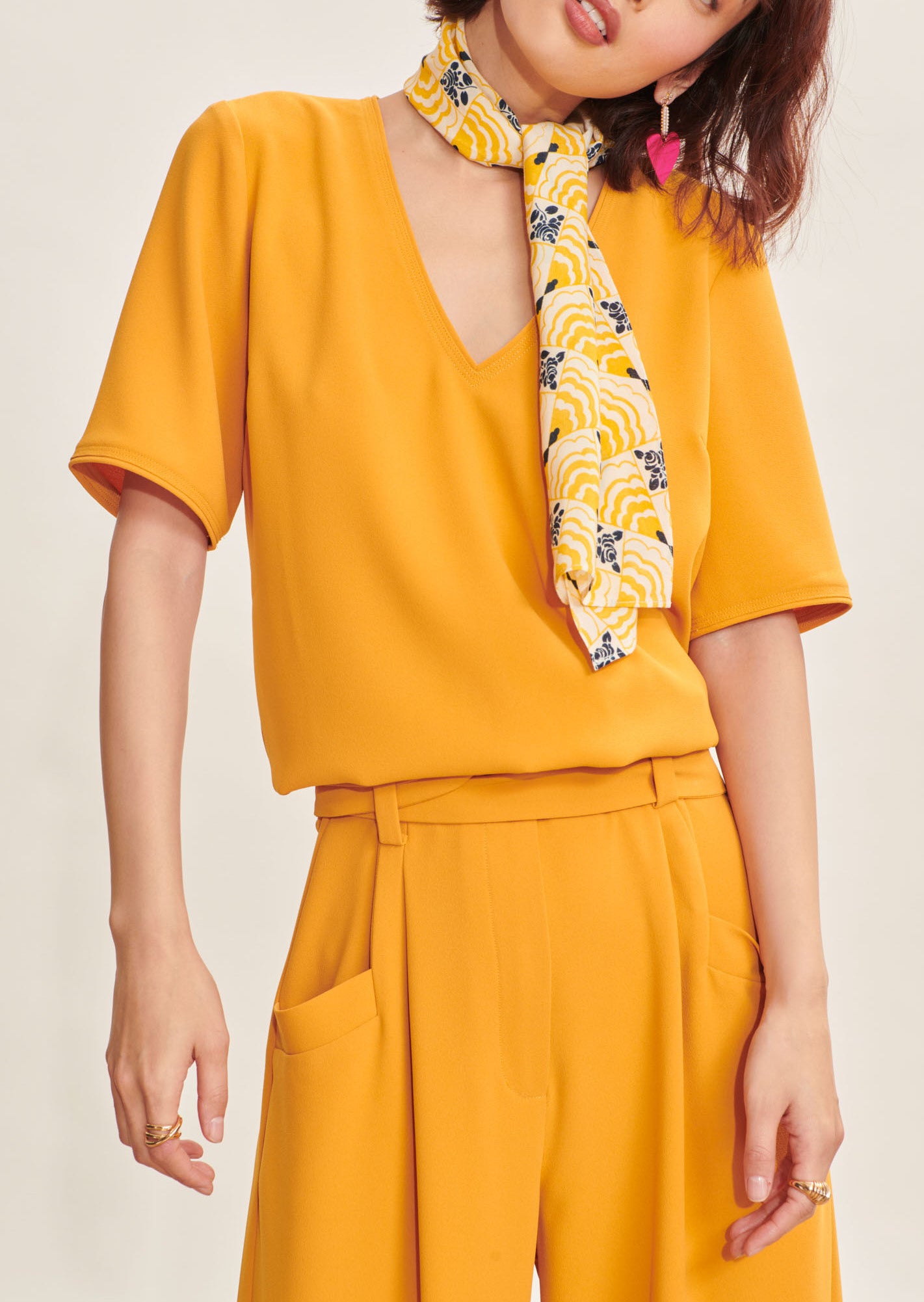 Top Toscane jaune en crêpe Faume - seconde main