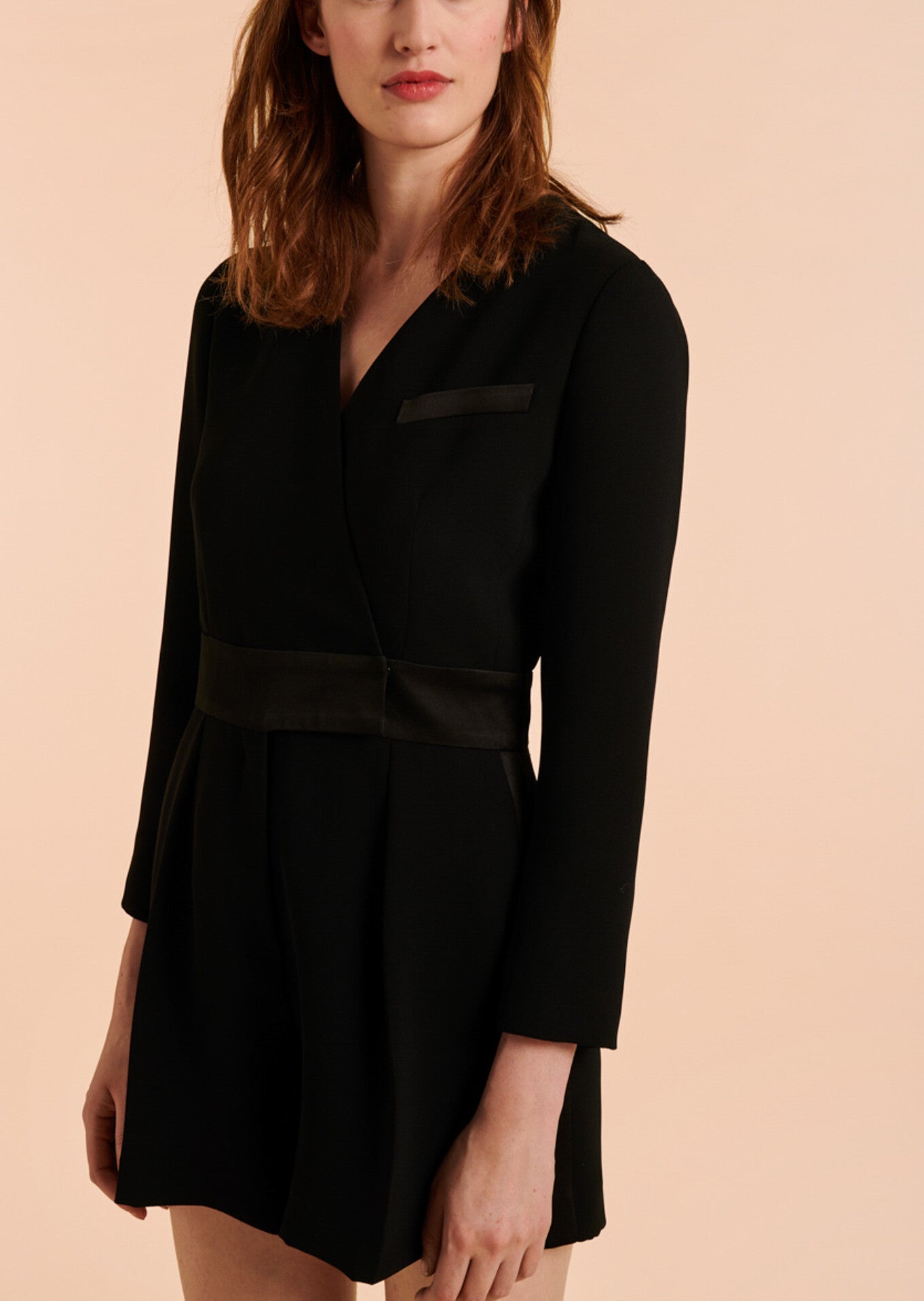 Robe Raquel noire effet croisé Faume - seconde main