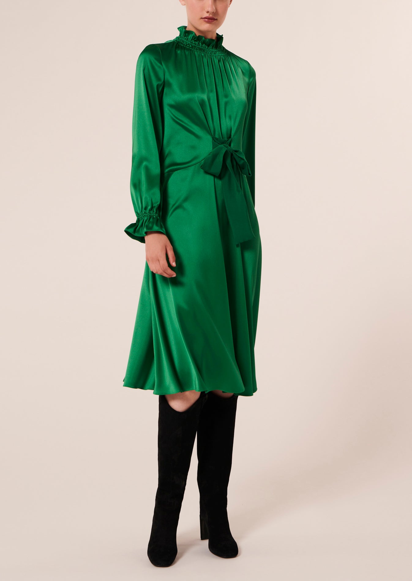 Robe Ronnie verte en satin fluide Faume - seconde main