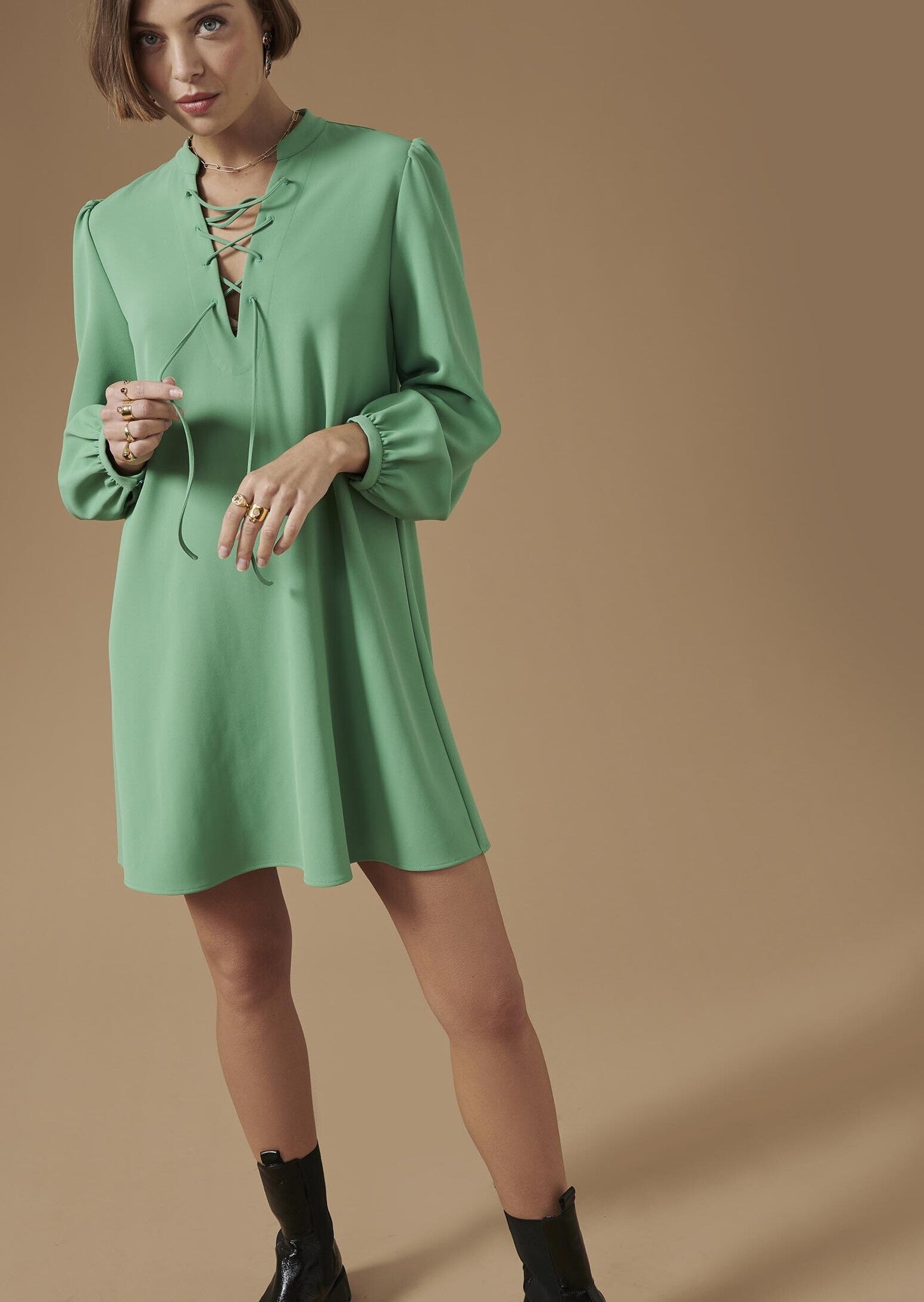 Robe Raiqa vert menthe en crêpe Faume - seconde main