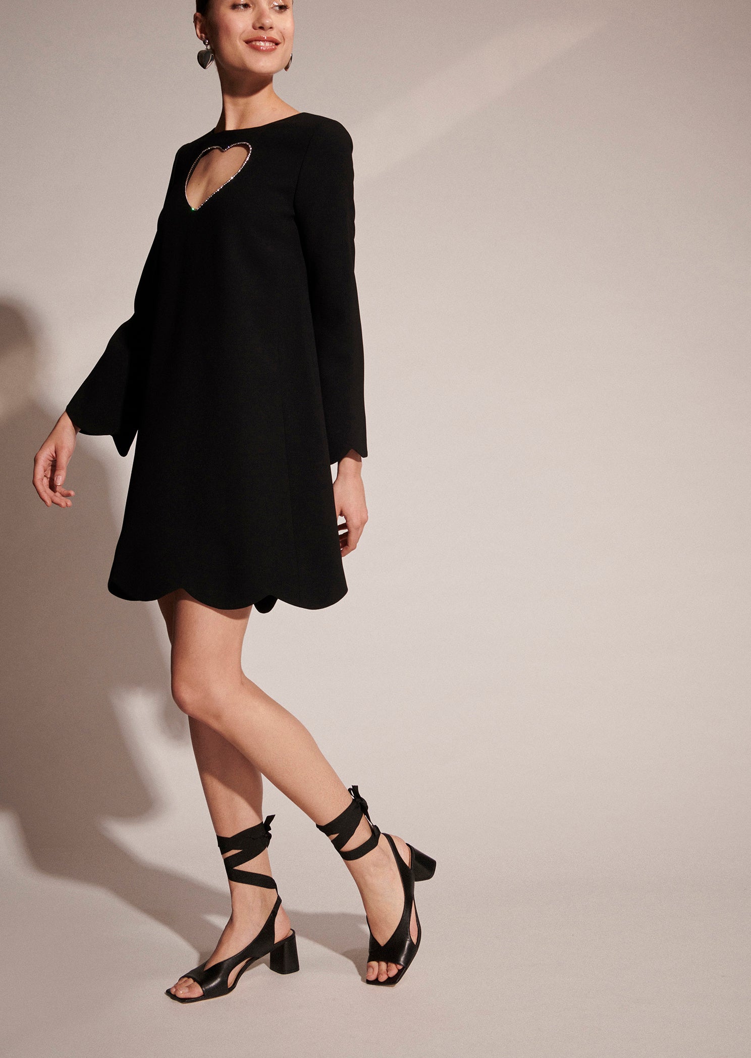 Robe Rossie noire en crêpe Faume - seconde main