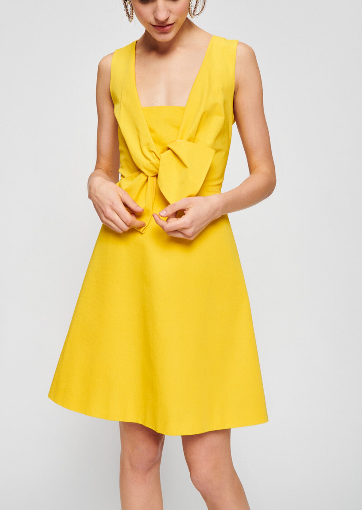 Robe safran en ottoman avec détail noeud Faume - seconde main