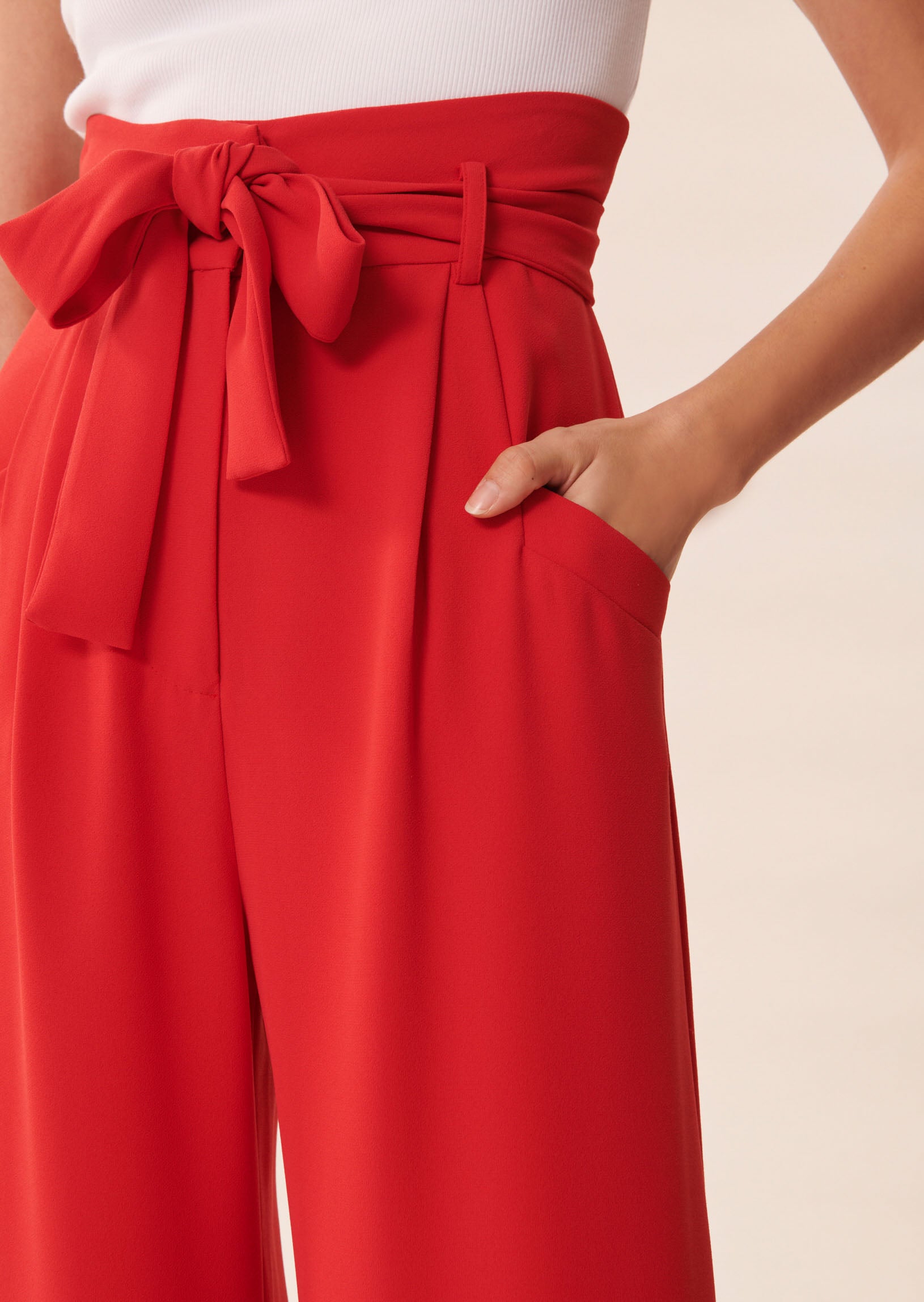 Pantalon Pyla rouge en crêpe Faume - seconde main