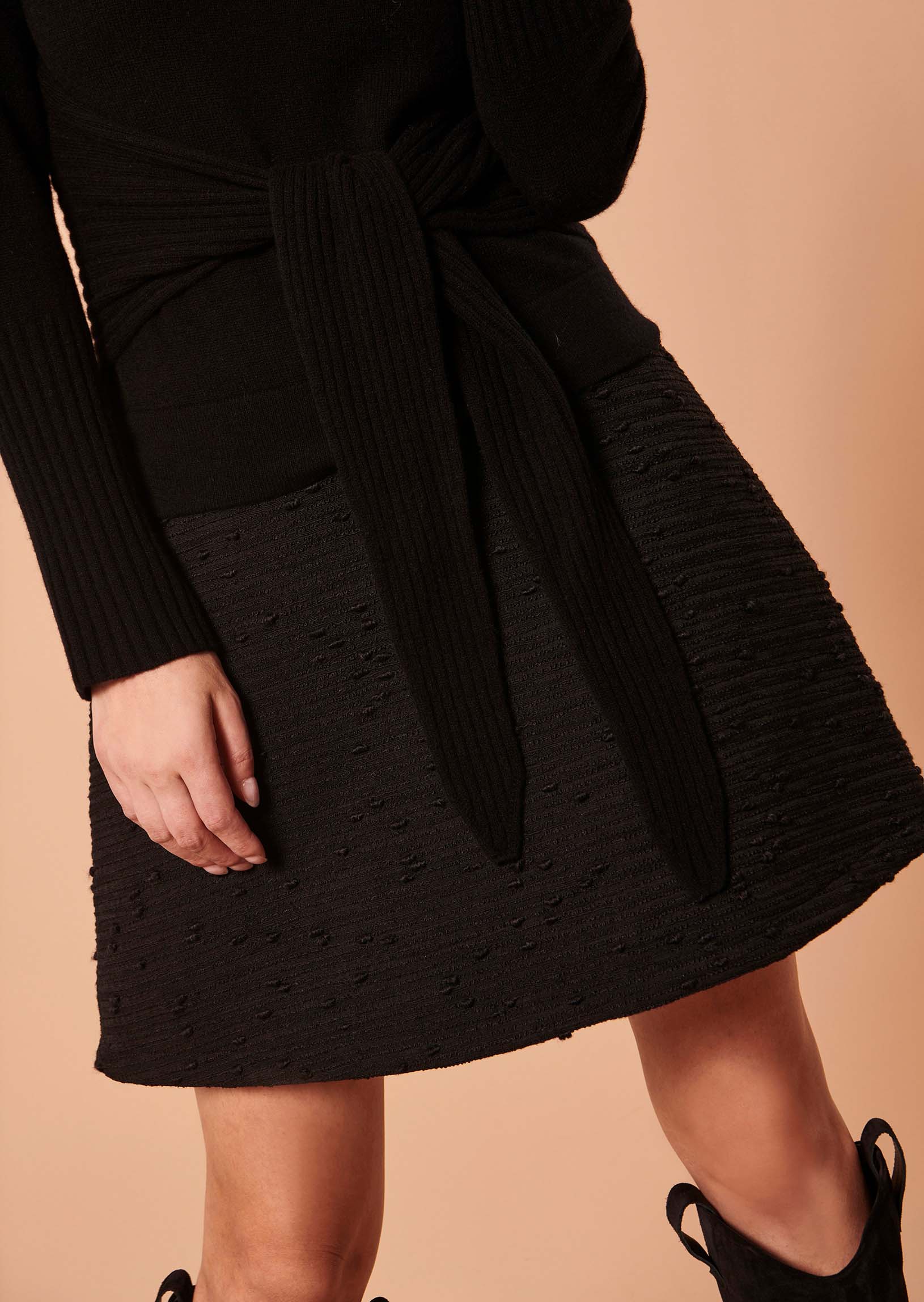 Pull Polydore noir en laine mérinos Faume - seconde main