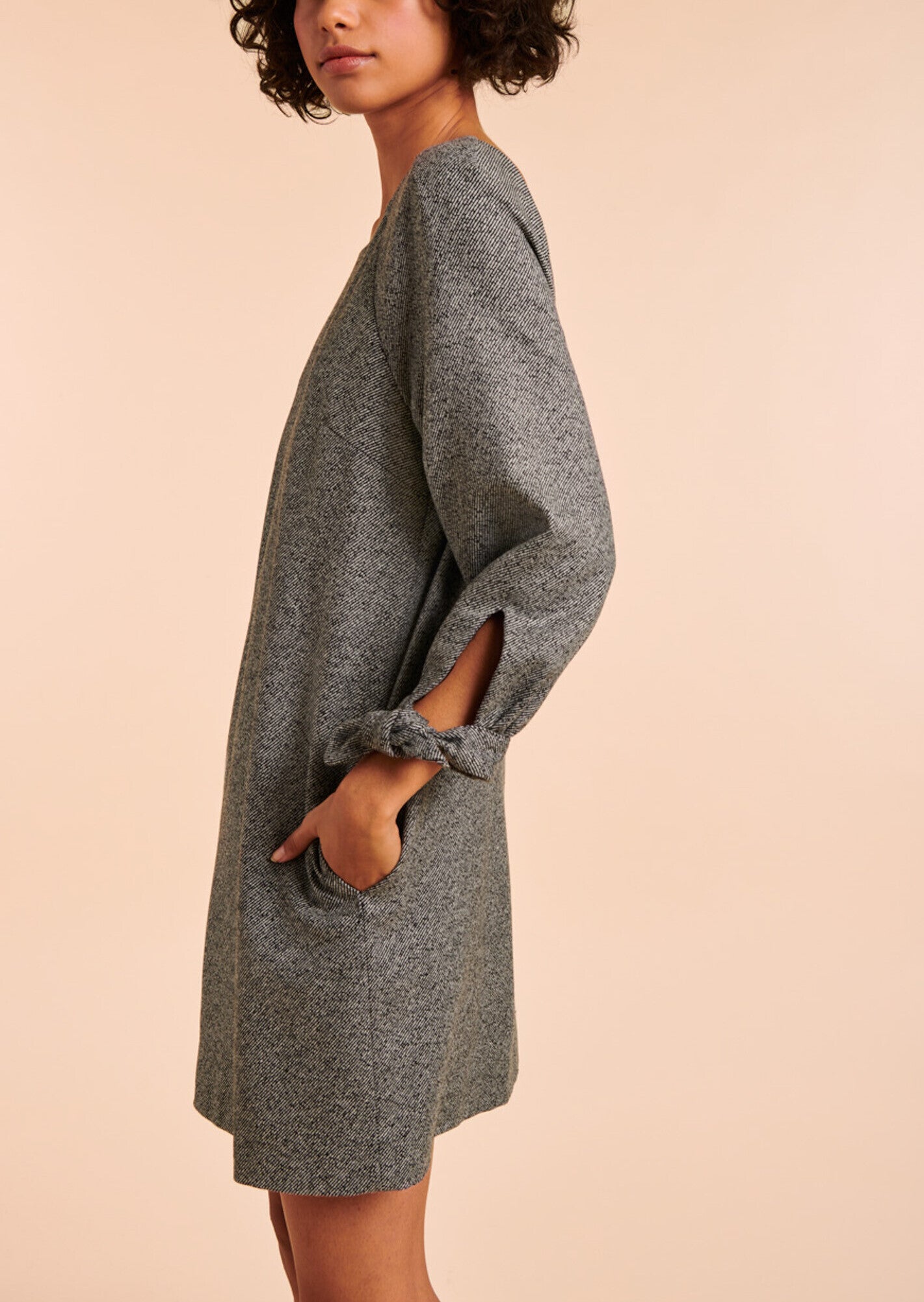 Robe tunique Rina gris chiné nouée aux manches en lainage gabardine Faume - seconde main