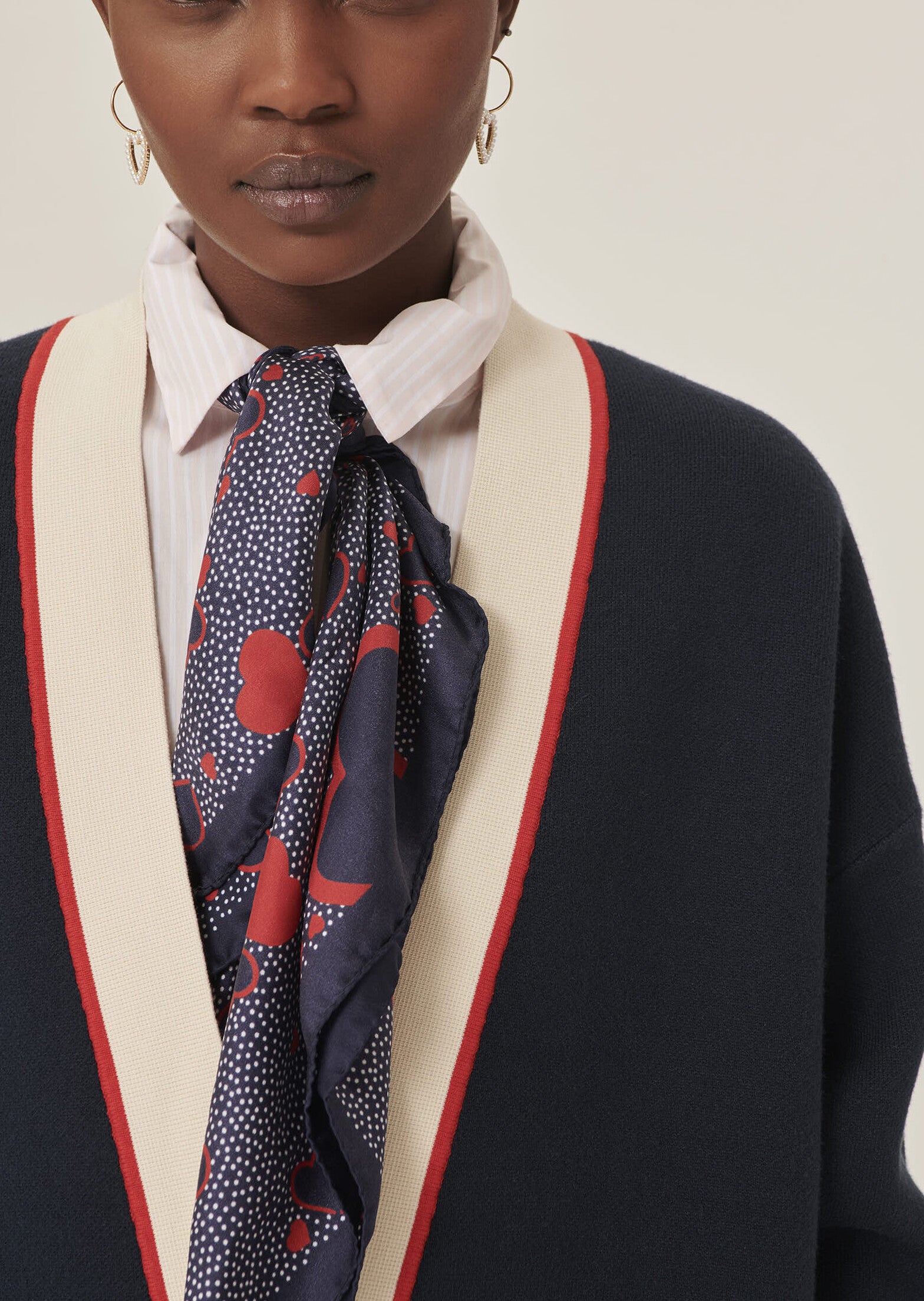 Gilet Graduate bleu marine en maille douce Faume - seconde main