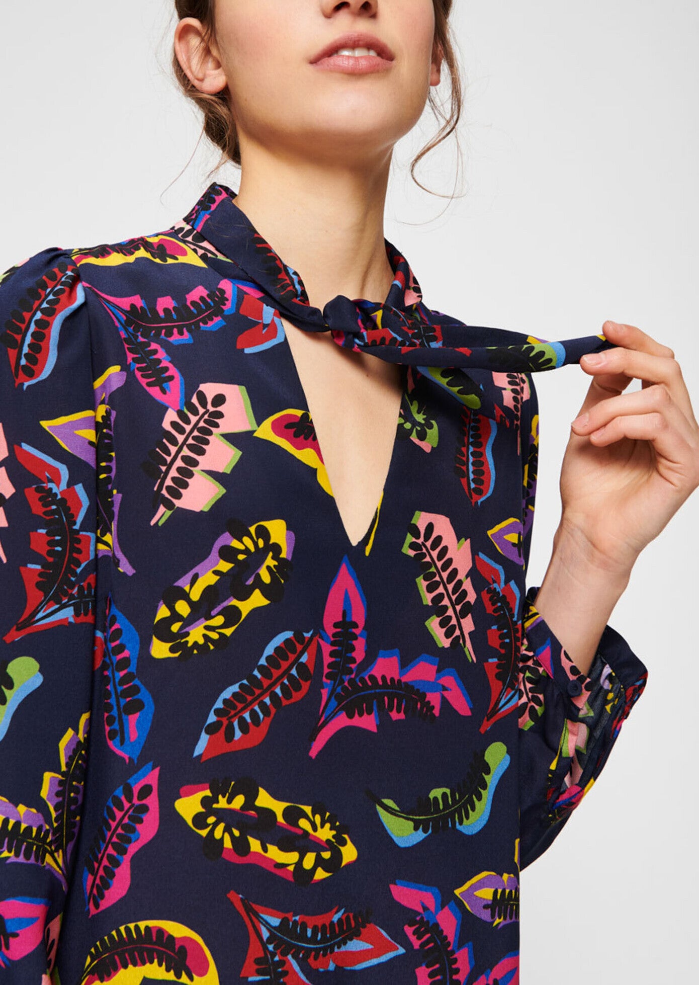 Robe bleu nuit motif fleuri Faume - seconde main