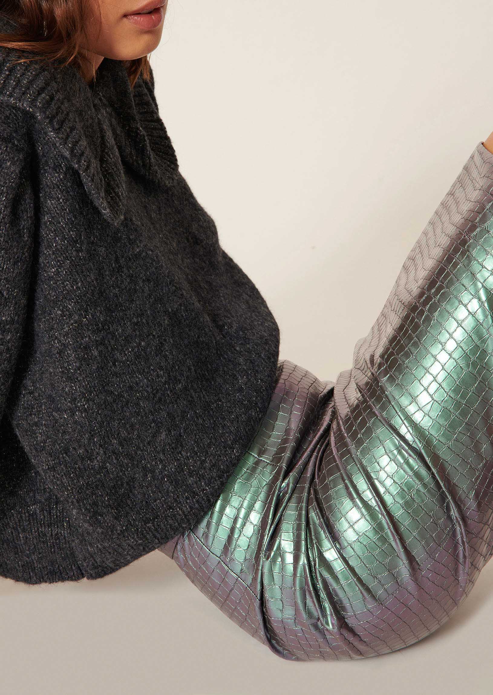 Jupe Jacquetta gris irisé imitation croco Faume - seconde main