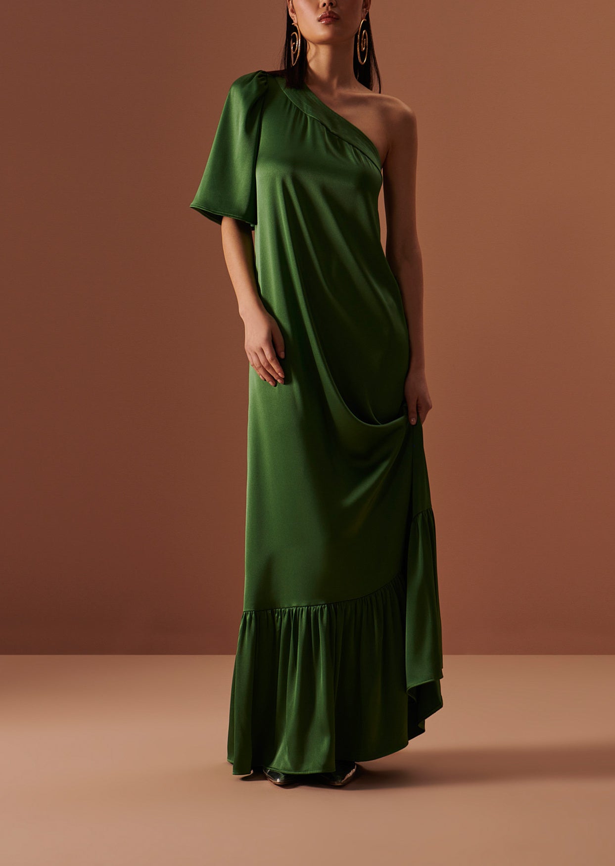 Robe Rene verte en satin Faume - seconde main