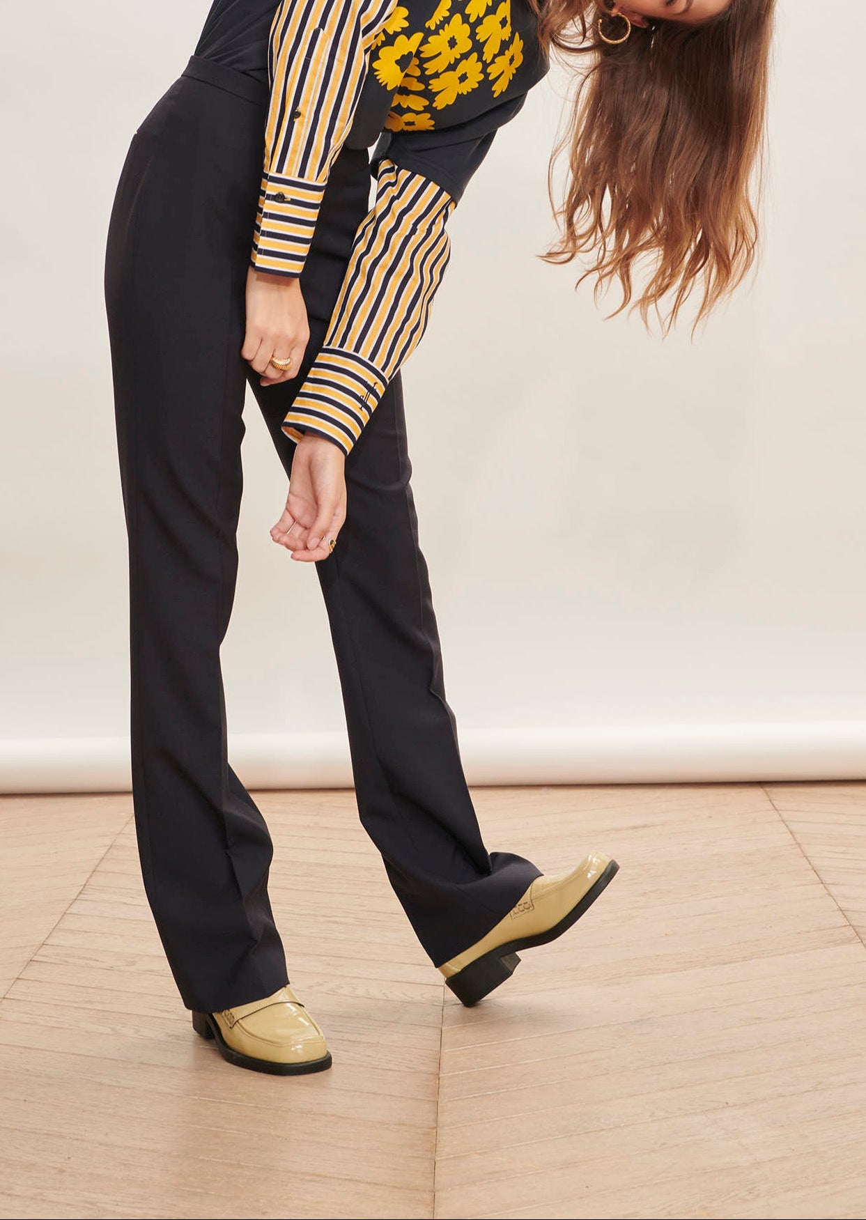 Pantalon Paiva bleu nuit en laine froide Faume - seconde main