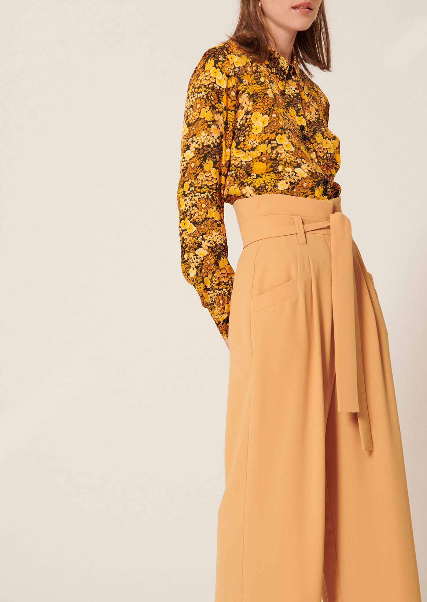 Chemise Caprice jaune imprimé fleurs Faume - seconde main