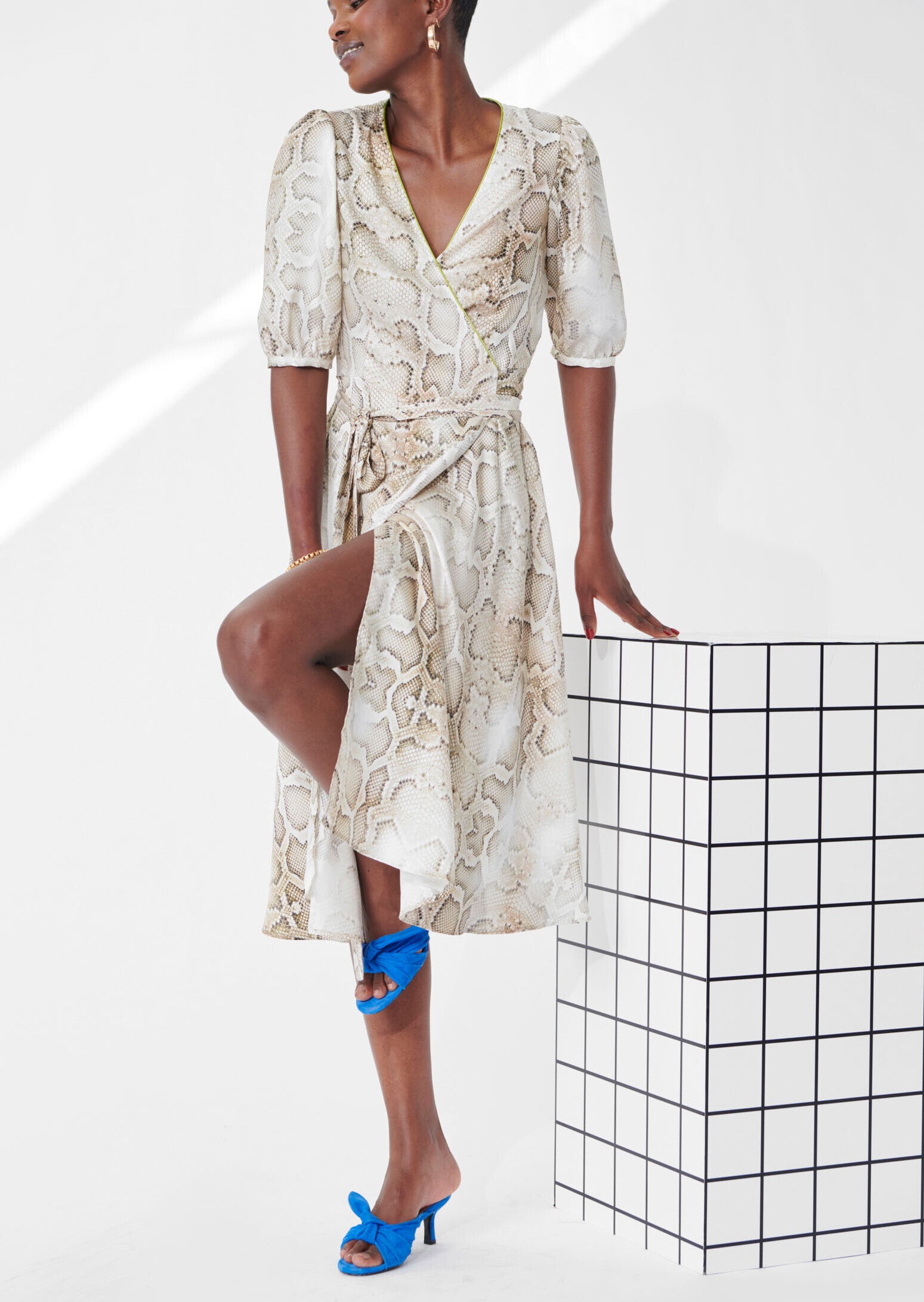 Robe Rikky écrue imprimé python Faume - seconde main