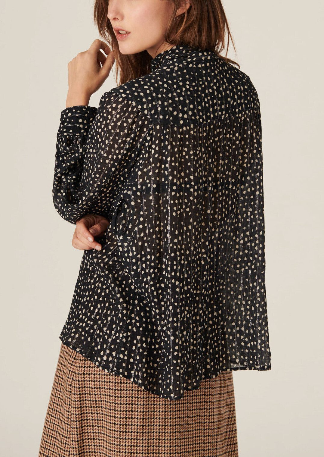 Blouse lavallière Titien imprimé pois coeurs sur viscose crépon lurex noire Faume - seconde main