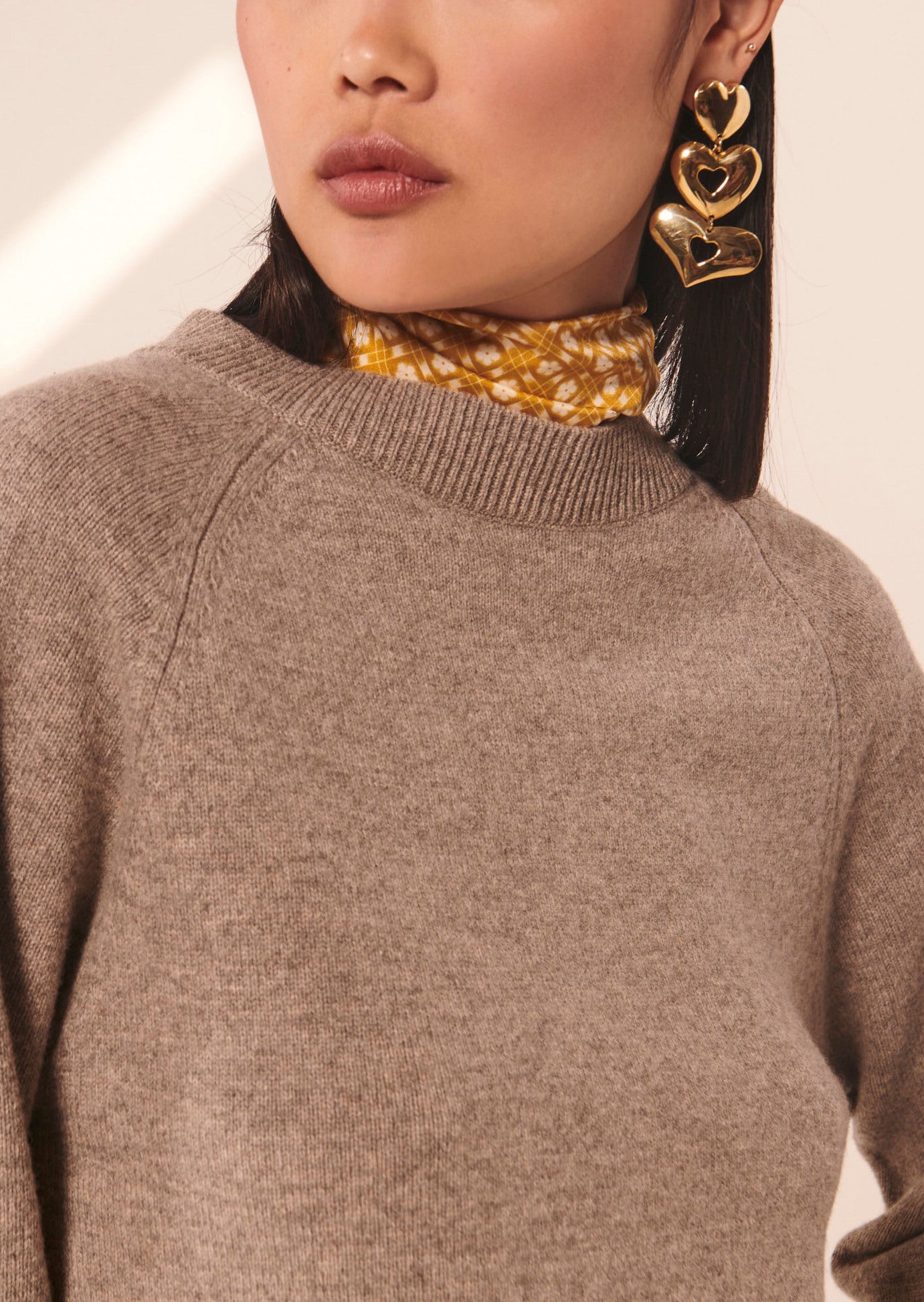 Pull Pema beige en laine merinos et alpaga Faume - seconde main