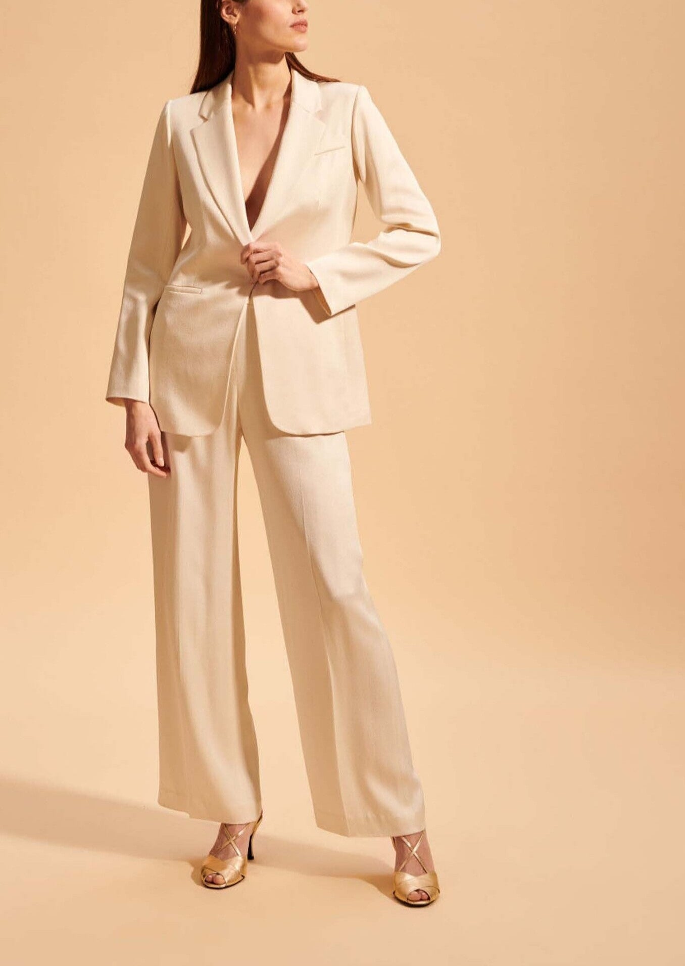 Veste de tailleur Vassilia écrue en crêpe martelé Faume - seconde main