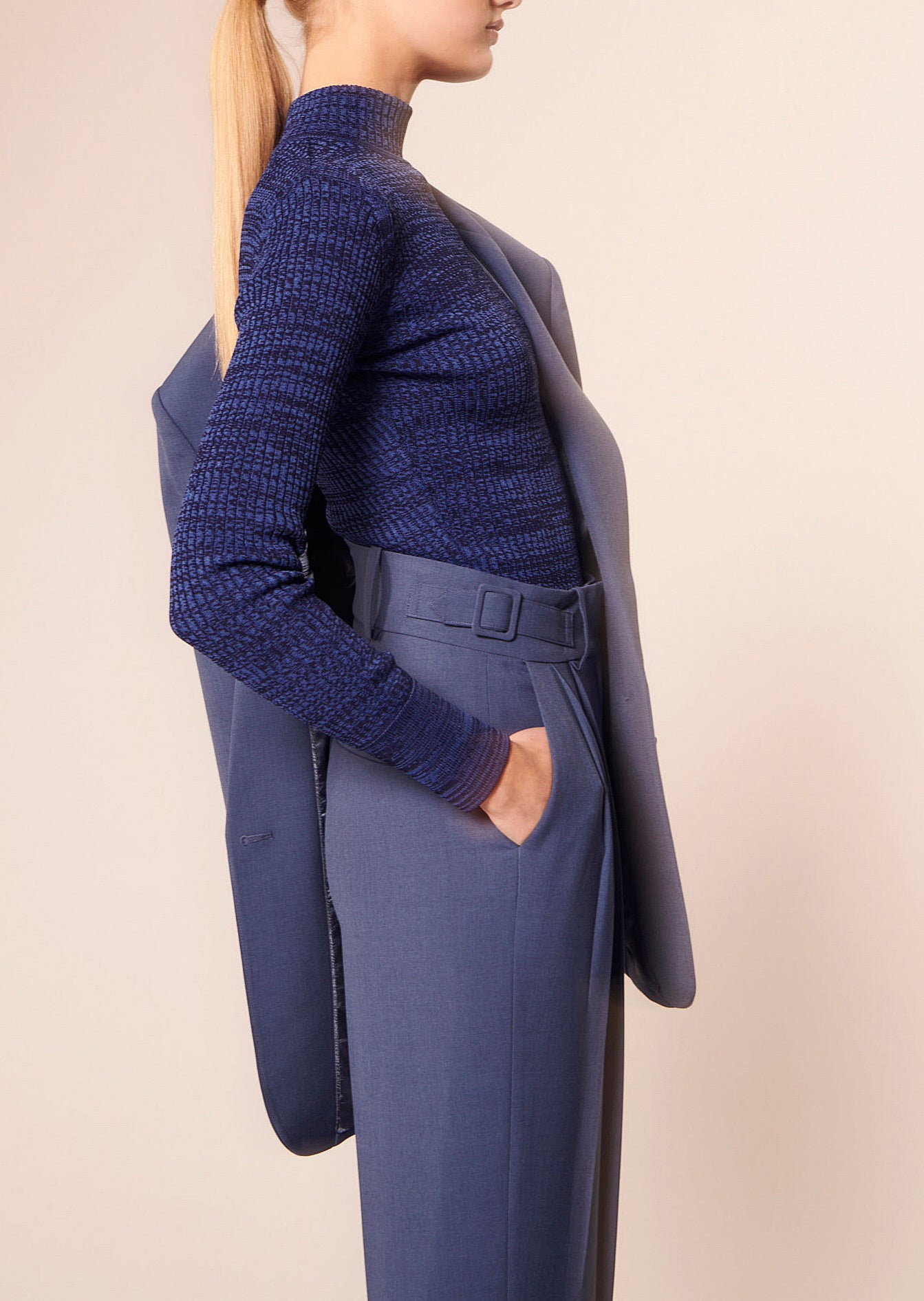 Pantalon Peace bleu en laine Faume - seconde main