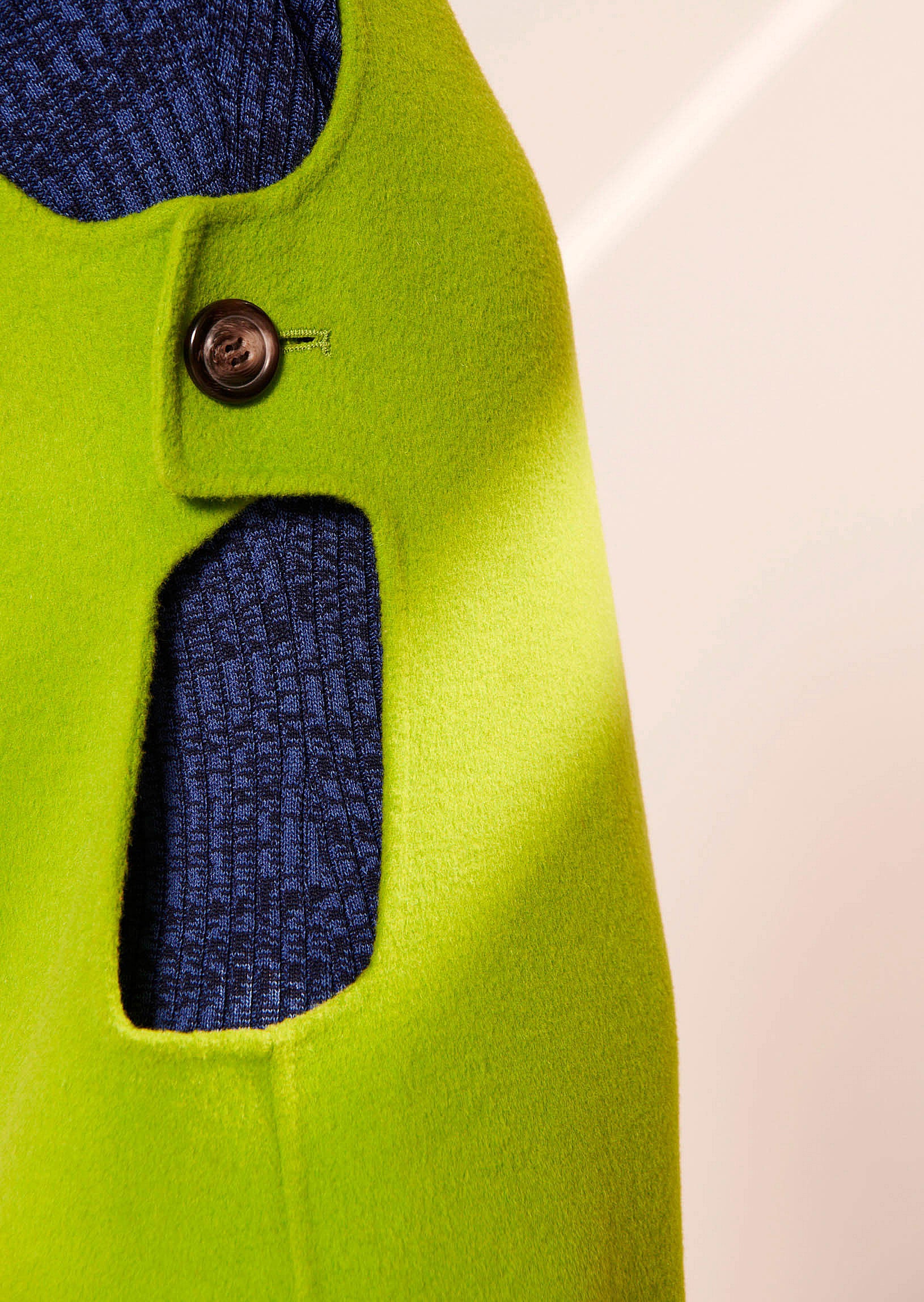 Robe Roma verte en laine double face Faume - seconde main