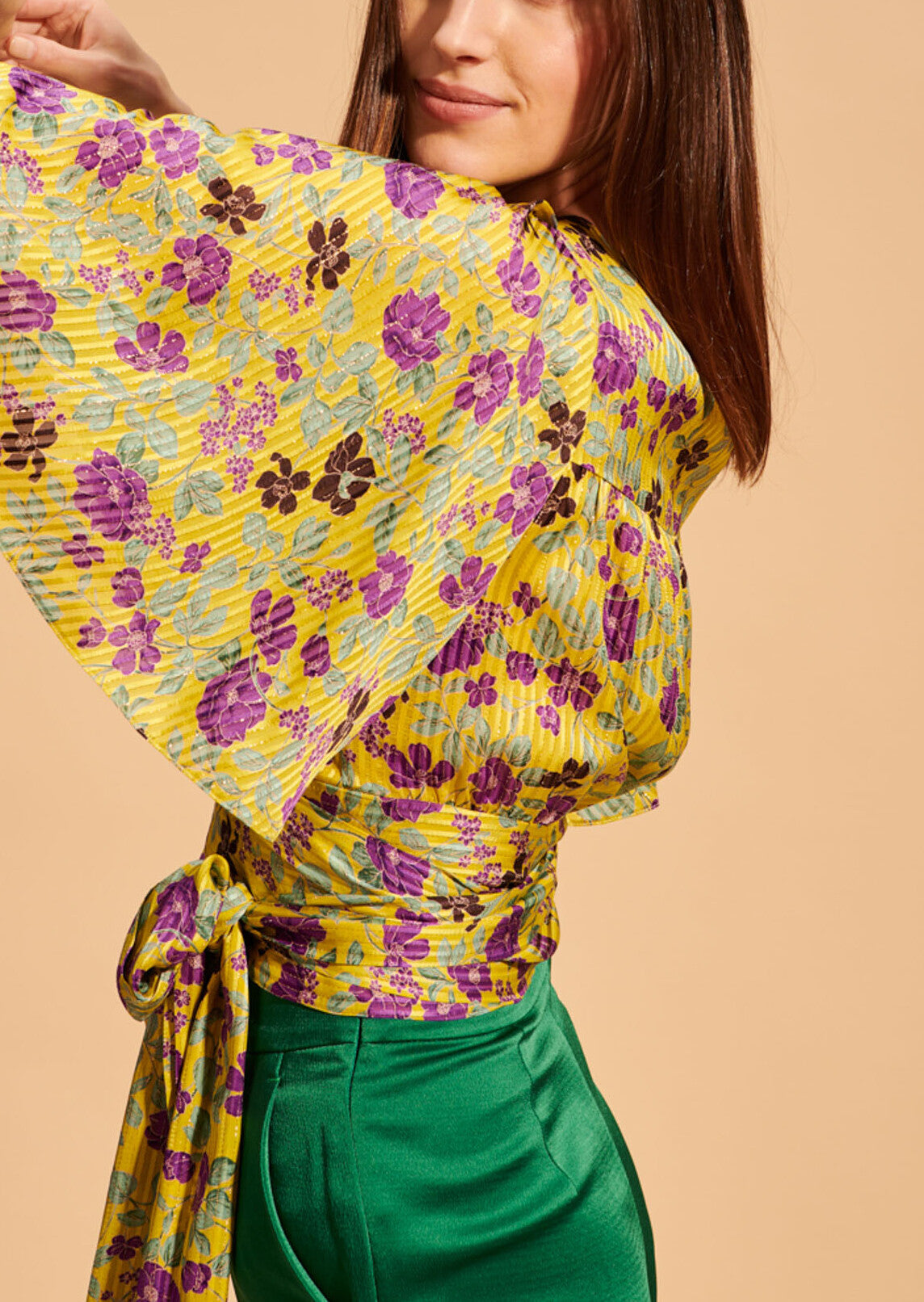 Top Tuilerie en viscose et soie jaune Faume - seconde main