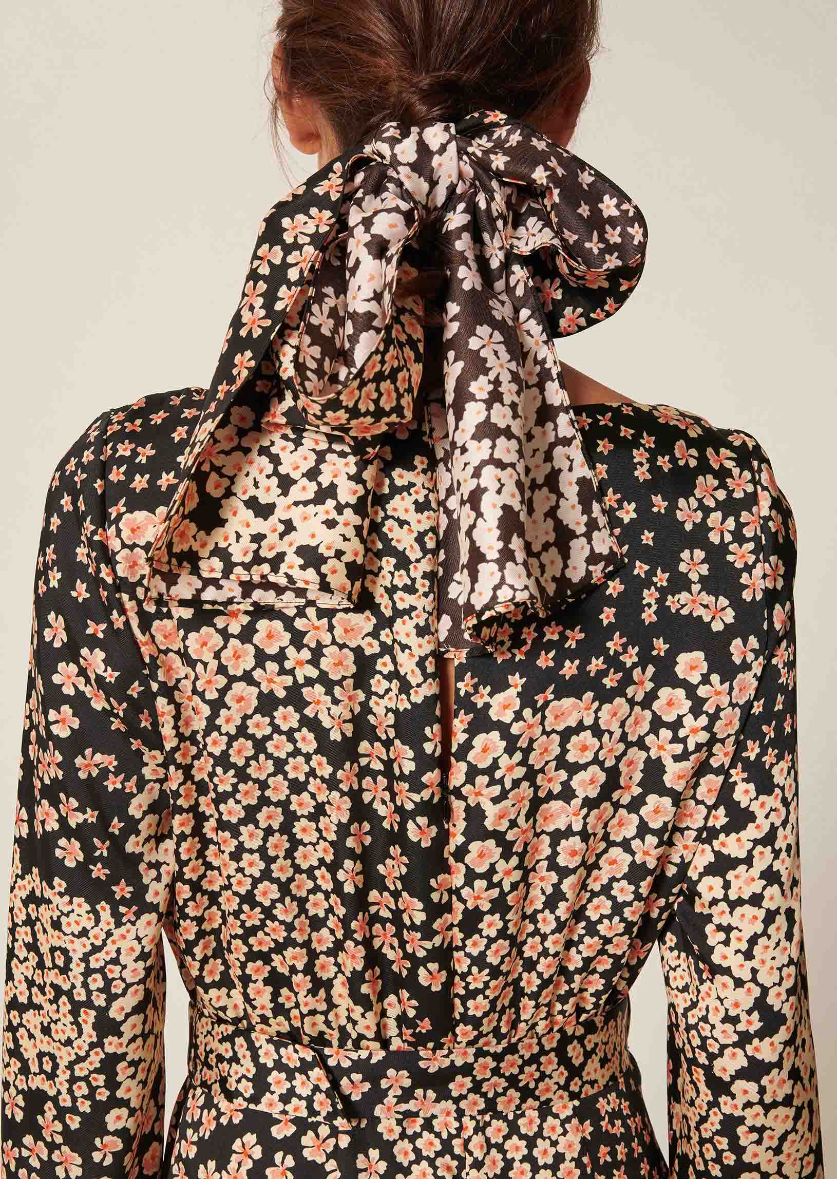 Robe Rillyta noire imprimé petites fleurs Faume - seconde main