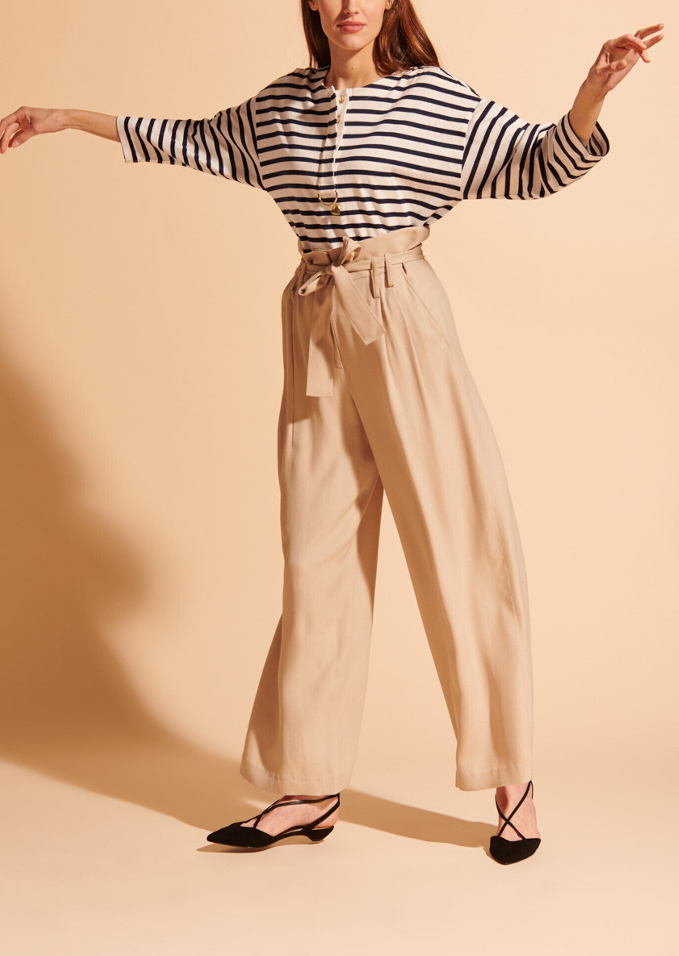 Pantalon Pia naturel en crêpe léger Faume - seconde main